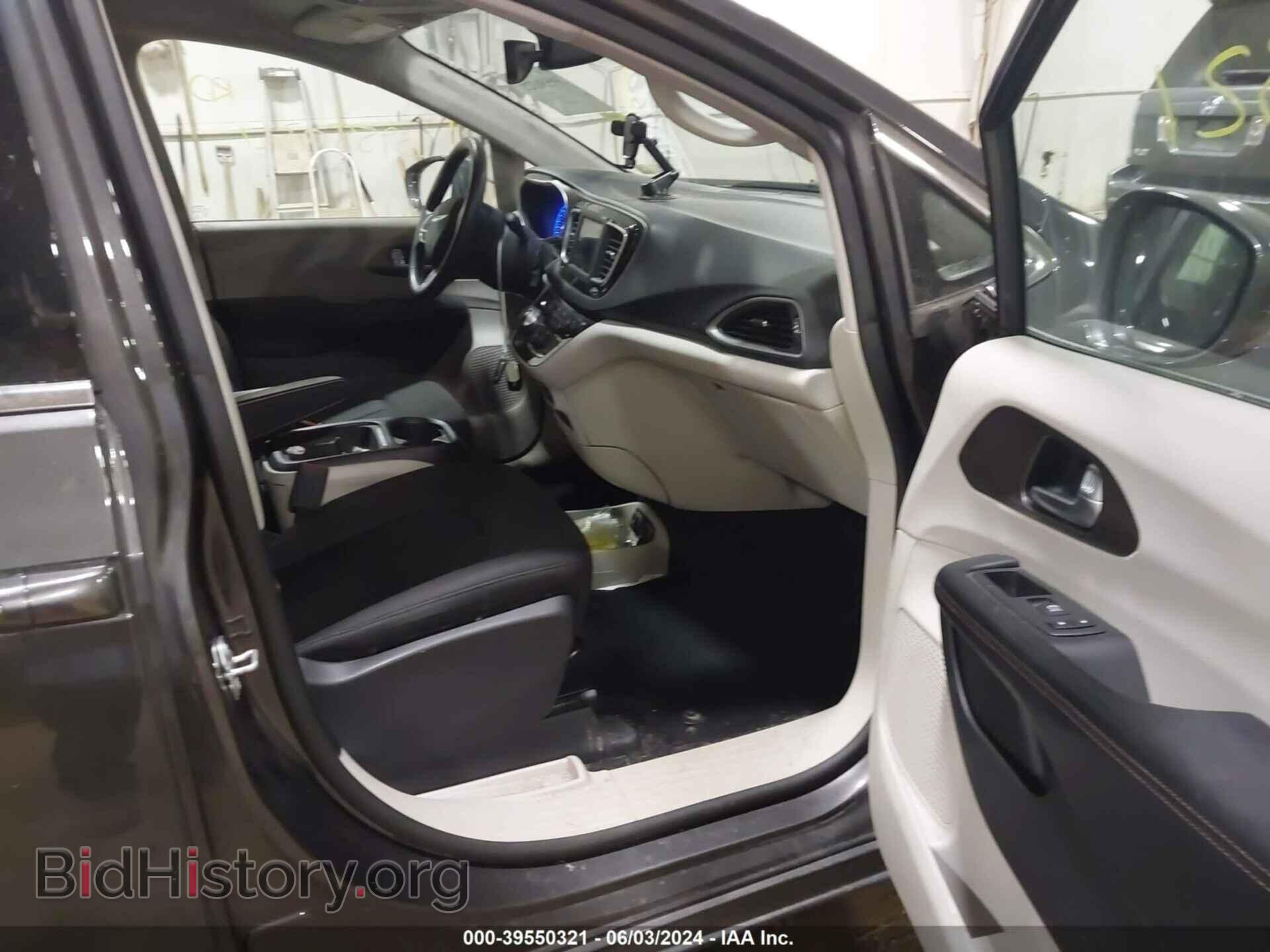 2019 CHRYSLER PACIFICA - VIN: 2C4RC1FG6KR652865 - Фото 5
