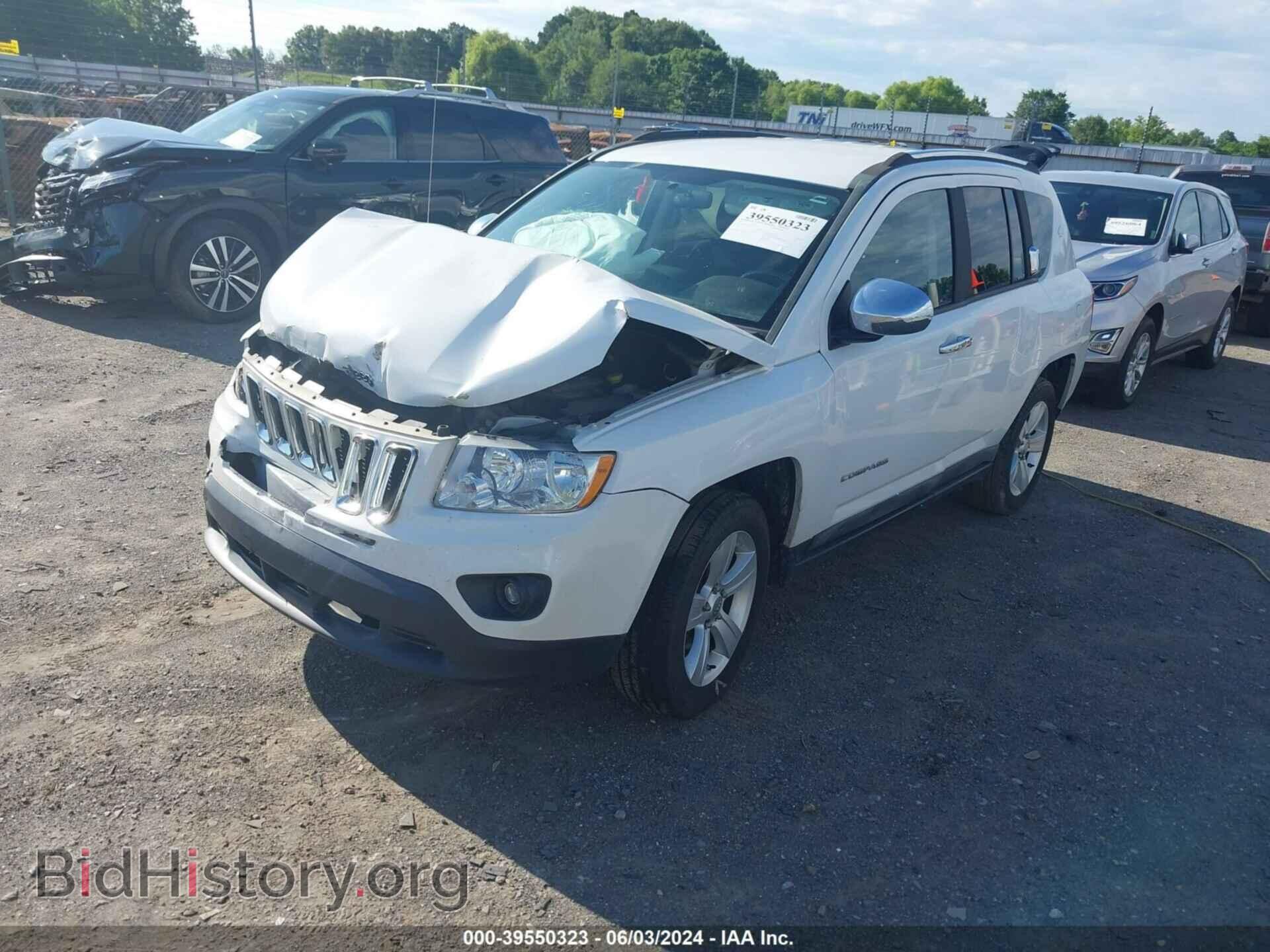 2011 JEEP COMPASS - VIN: 1J4NT1FAXBD138170 - Фото 2