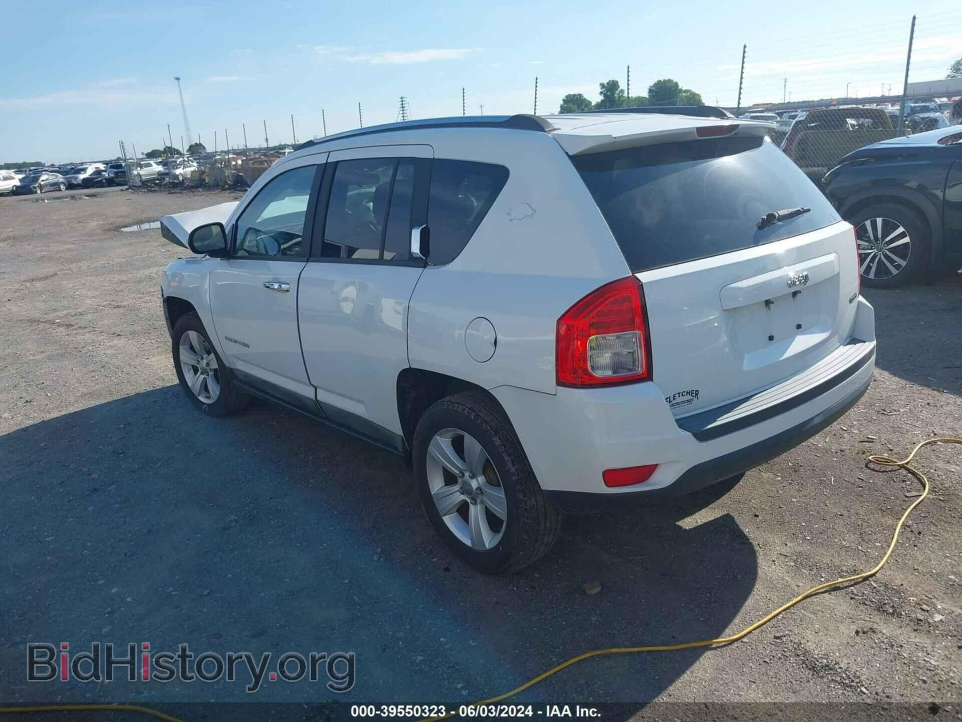 2011 JEEP COMPASS - VIN: 1J4NT1FAXBD138170 - Фото 3