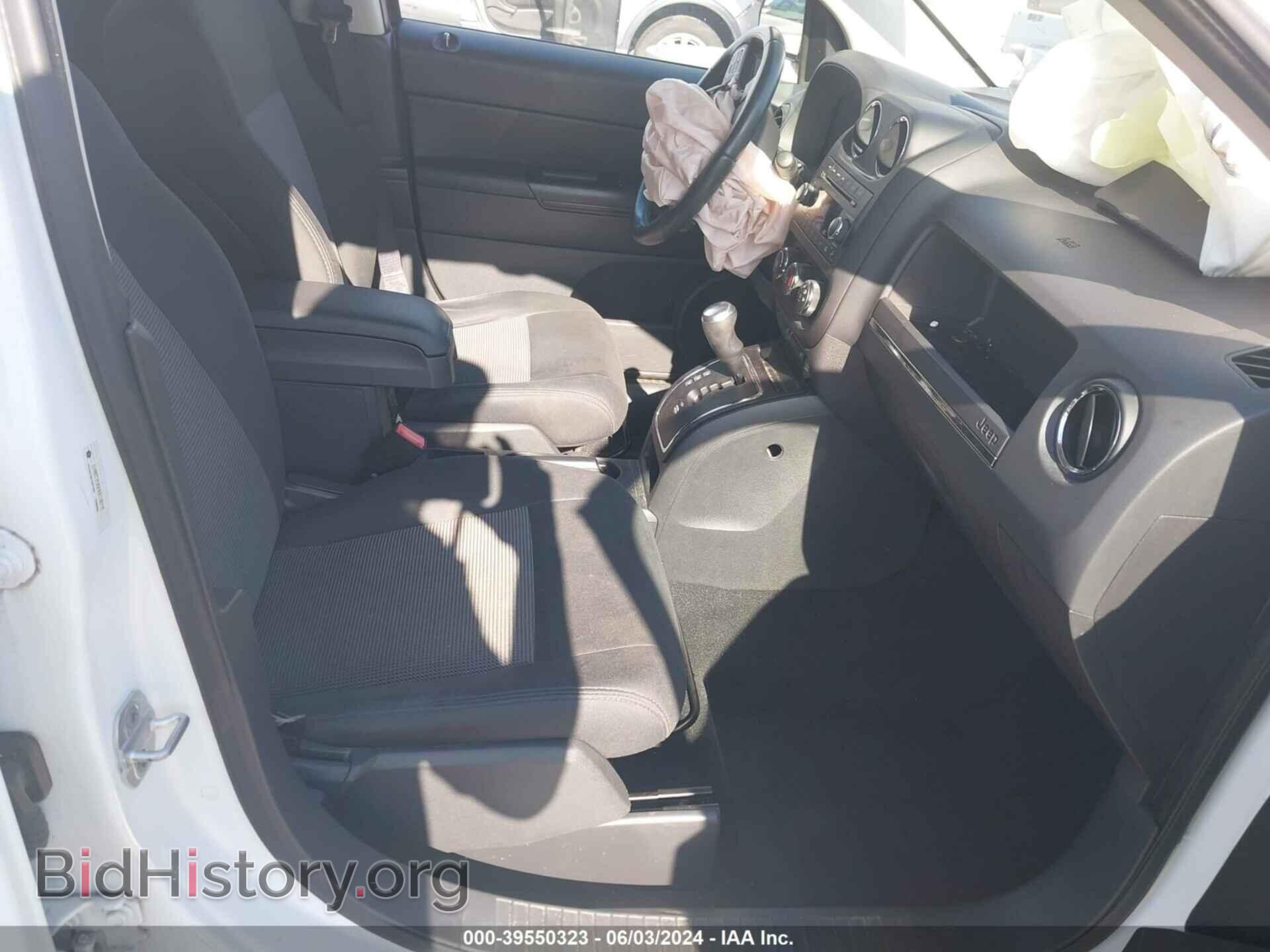 2011 JEEP COMPASS - VIN: 1J4NT1FAXBD138170 - Фото 5