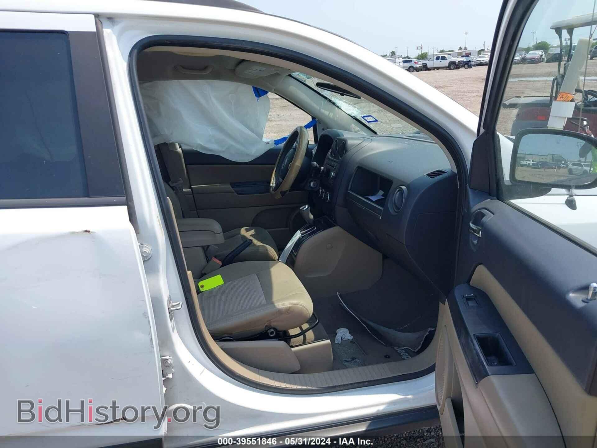 2011 JEEP COMPASS - VIN: 1J4NT1FBXBD224717 - Фото 5