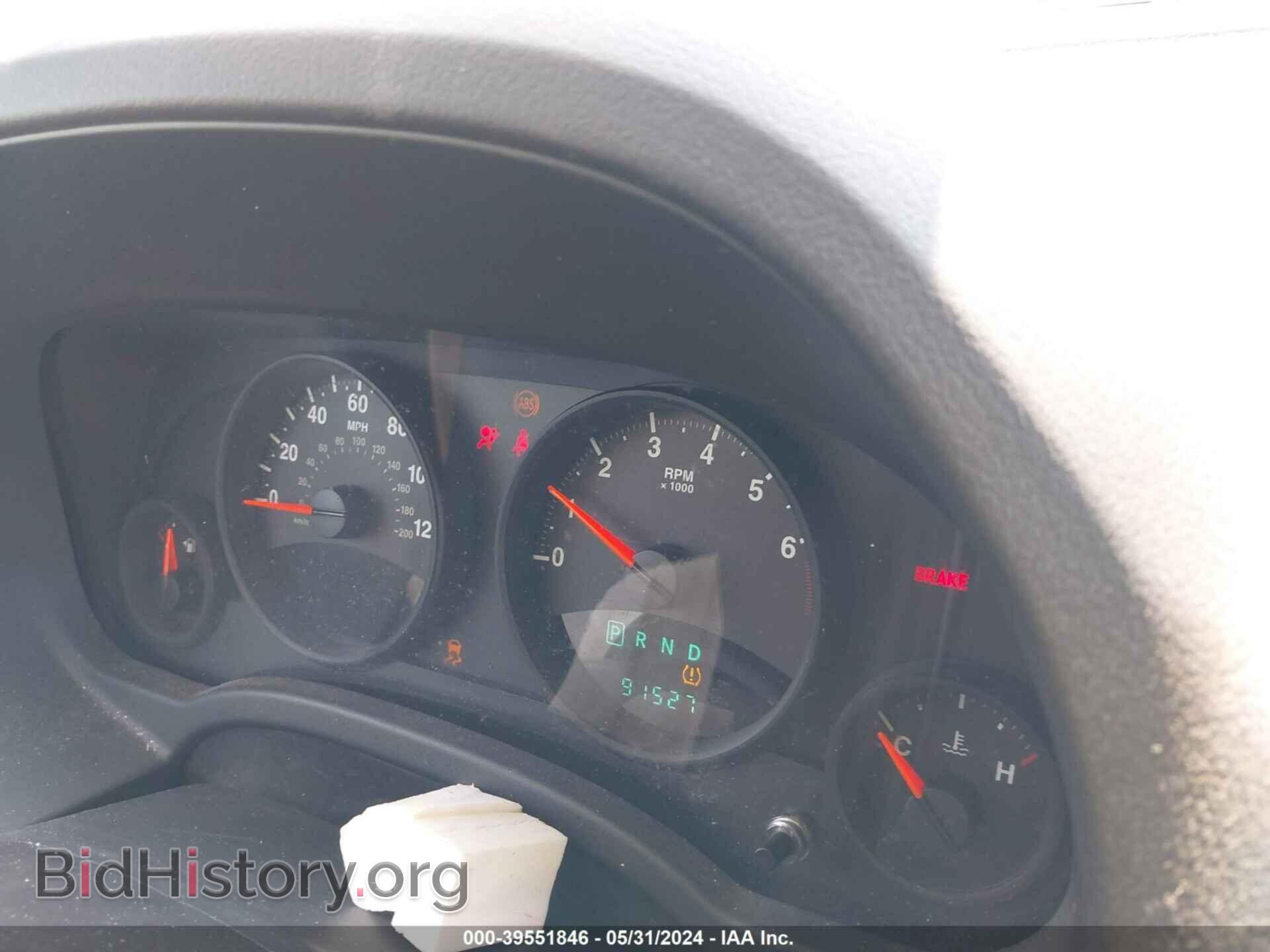 2011 JEEP COMPASS - VIN: 1J4NT1FBXBD224717 - Фото 7