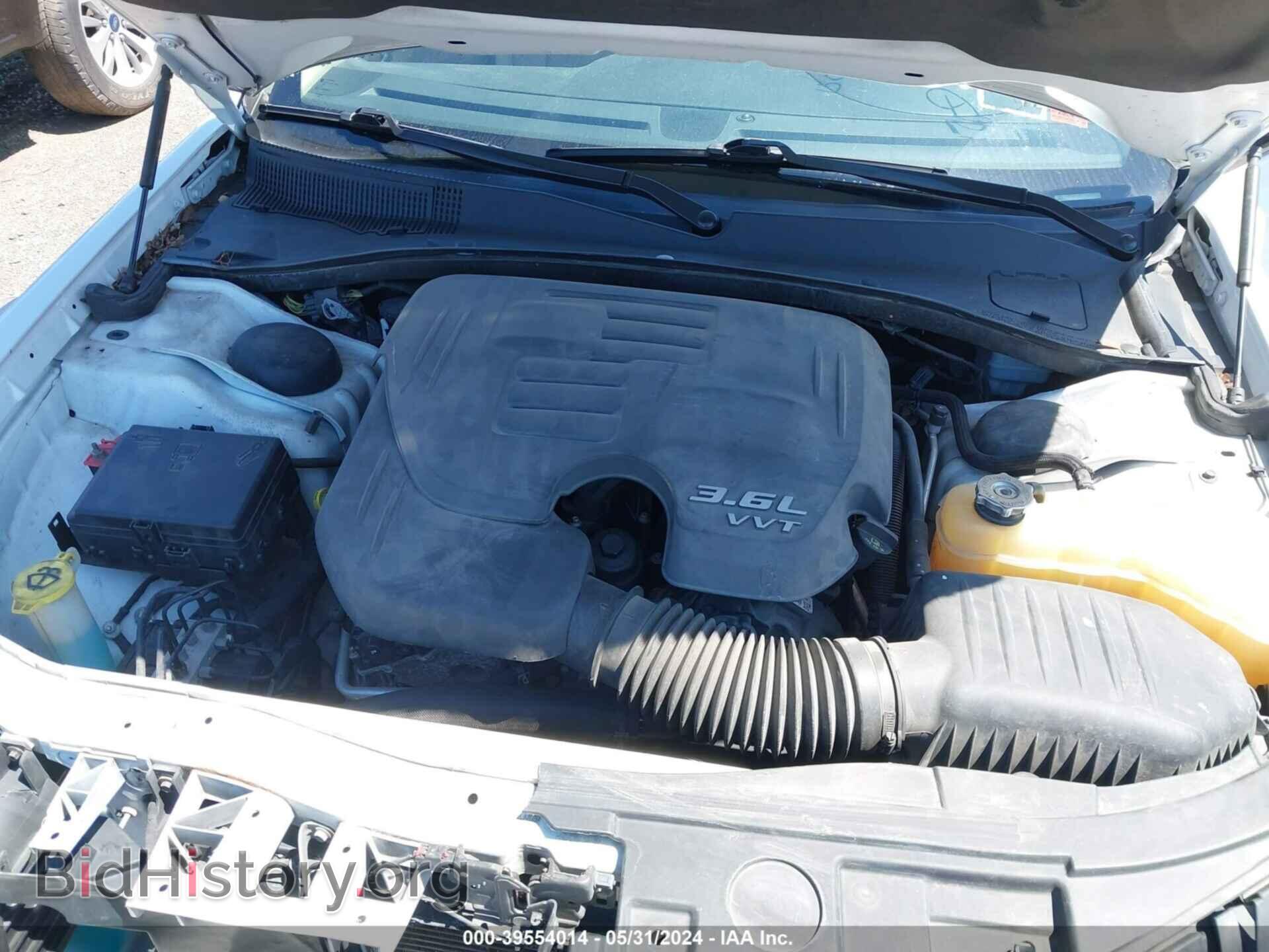 2011 CHRYSLER 300 - VIN: 2C3CA5CG0BH585116 - Фото 10