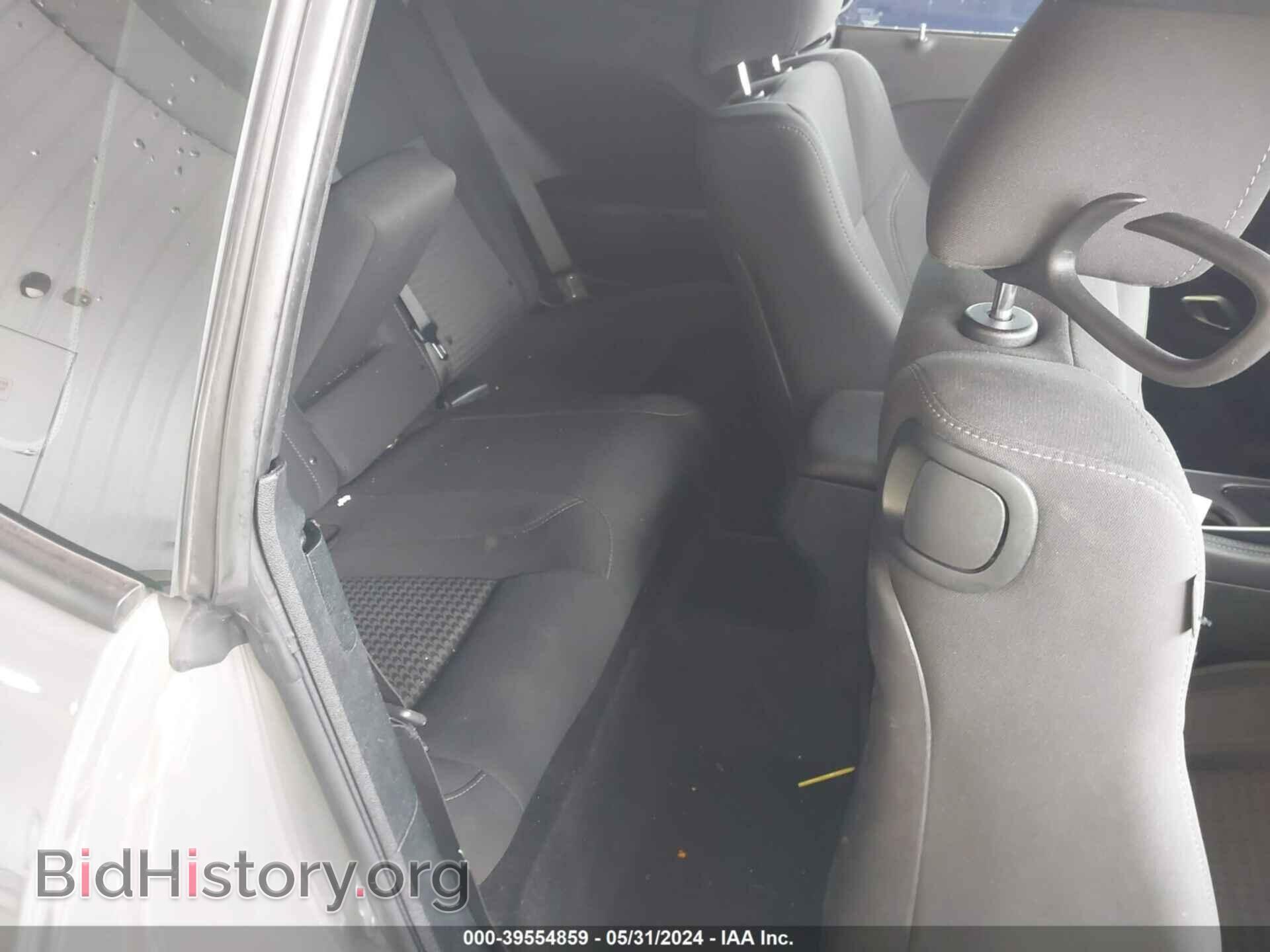 2019 DODGE CHALLENGER - VIN: 2C3CDZAG4KH524563 - Photo 8
