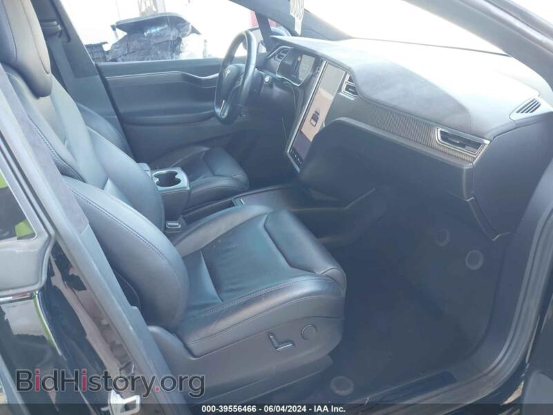 2017 Tesla MODEL X (VIN 5YJXCDE20HF045671) — photo 5 of 17