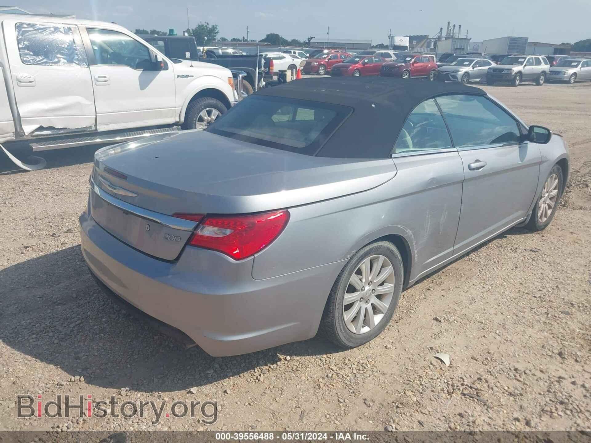 2013 CHRYSLER 200 - VIN: 1C3BCBEB2DN592262 - Photo 4