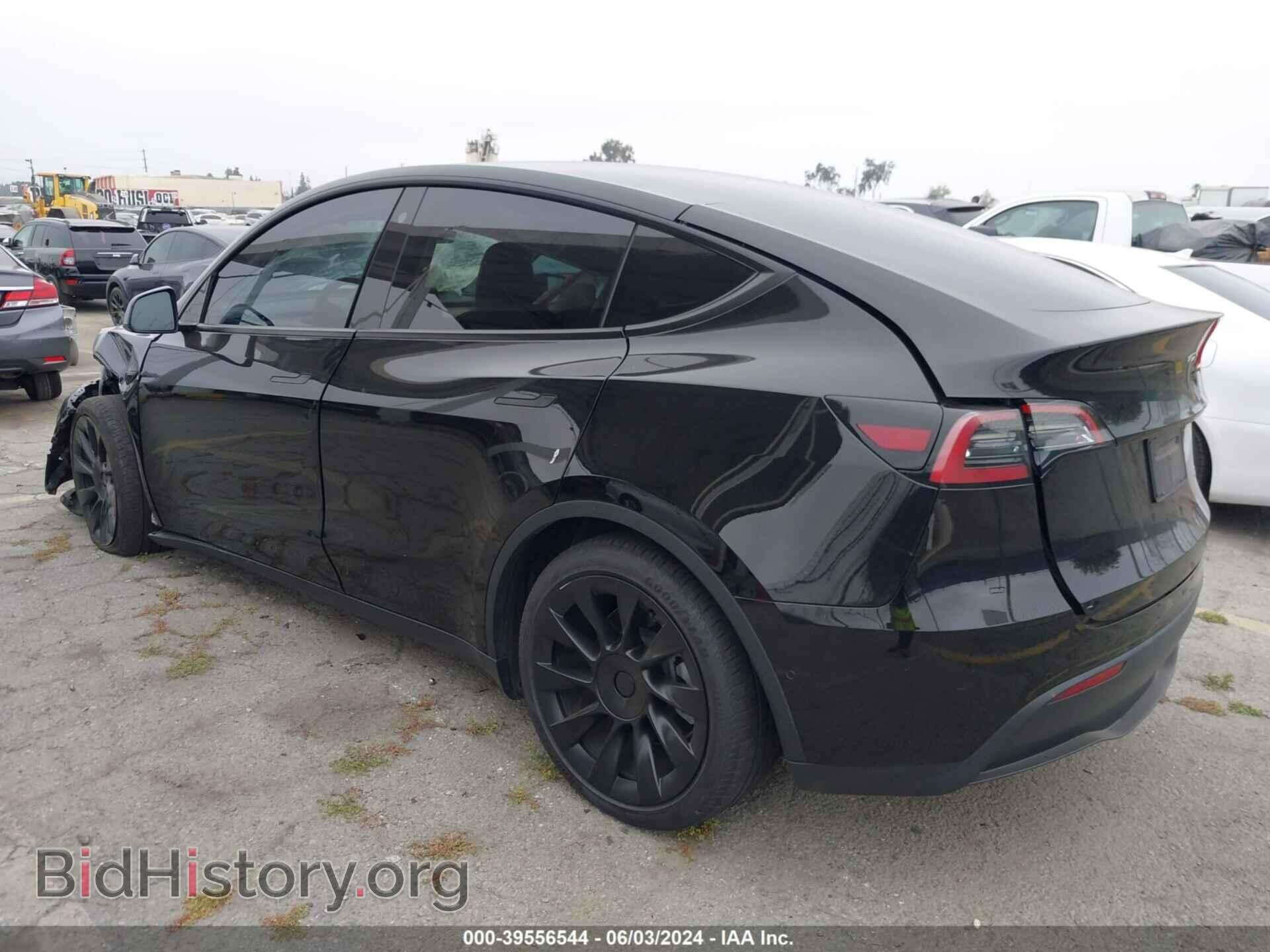 2022 TESLA MODEL Y - VIN: 7SAYGDEE5NF361908 - Фото 3