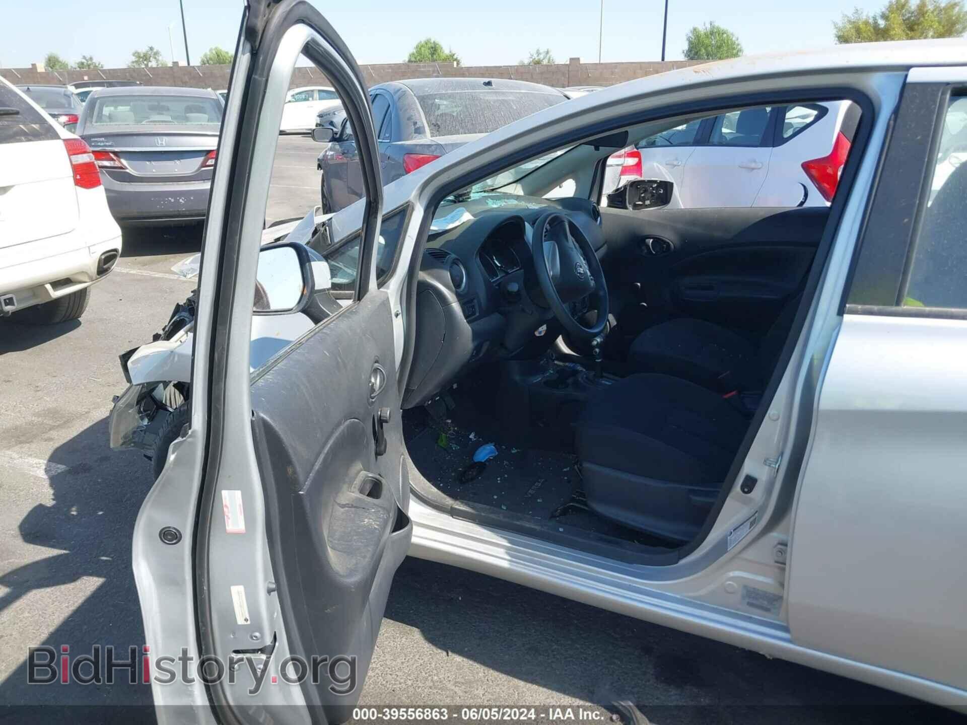 2019 NISSAN VERSA NOTE - VIN: 3N1CE2CP3KL356020 - Photo 5