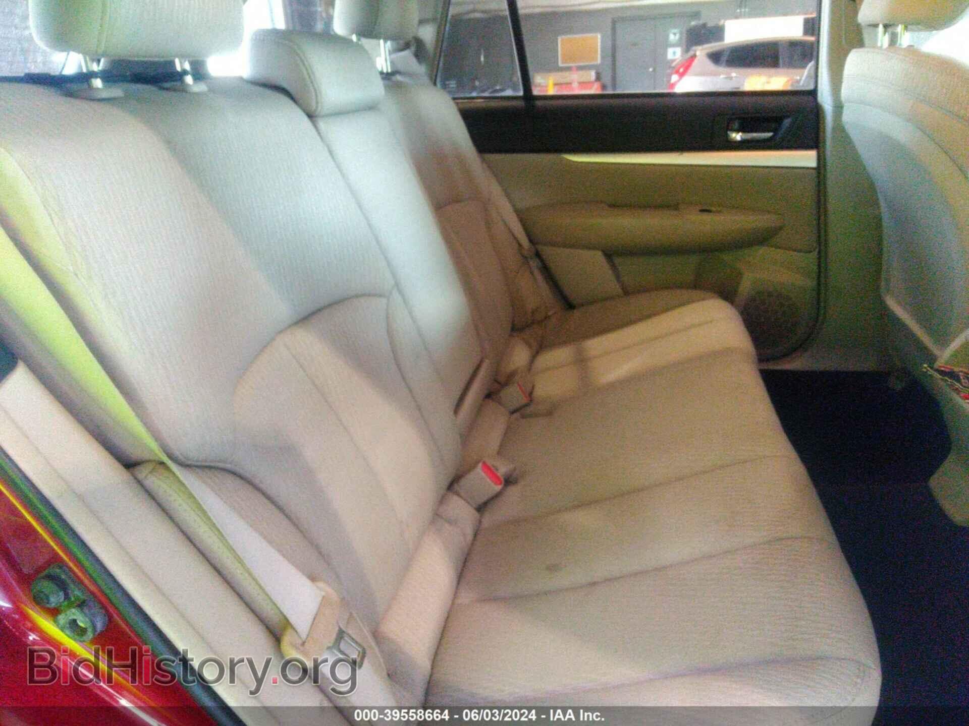 2011 SUBARU OUTBACK - VIN: 4S4BRBCC3B3367438 - Photo 8