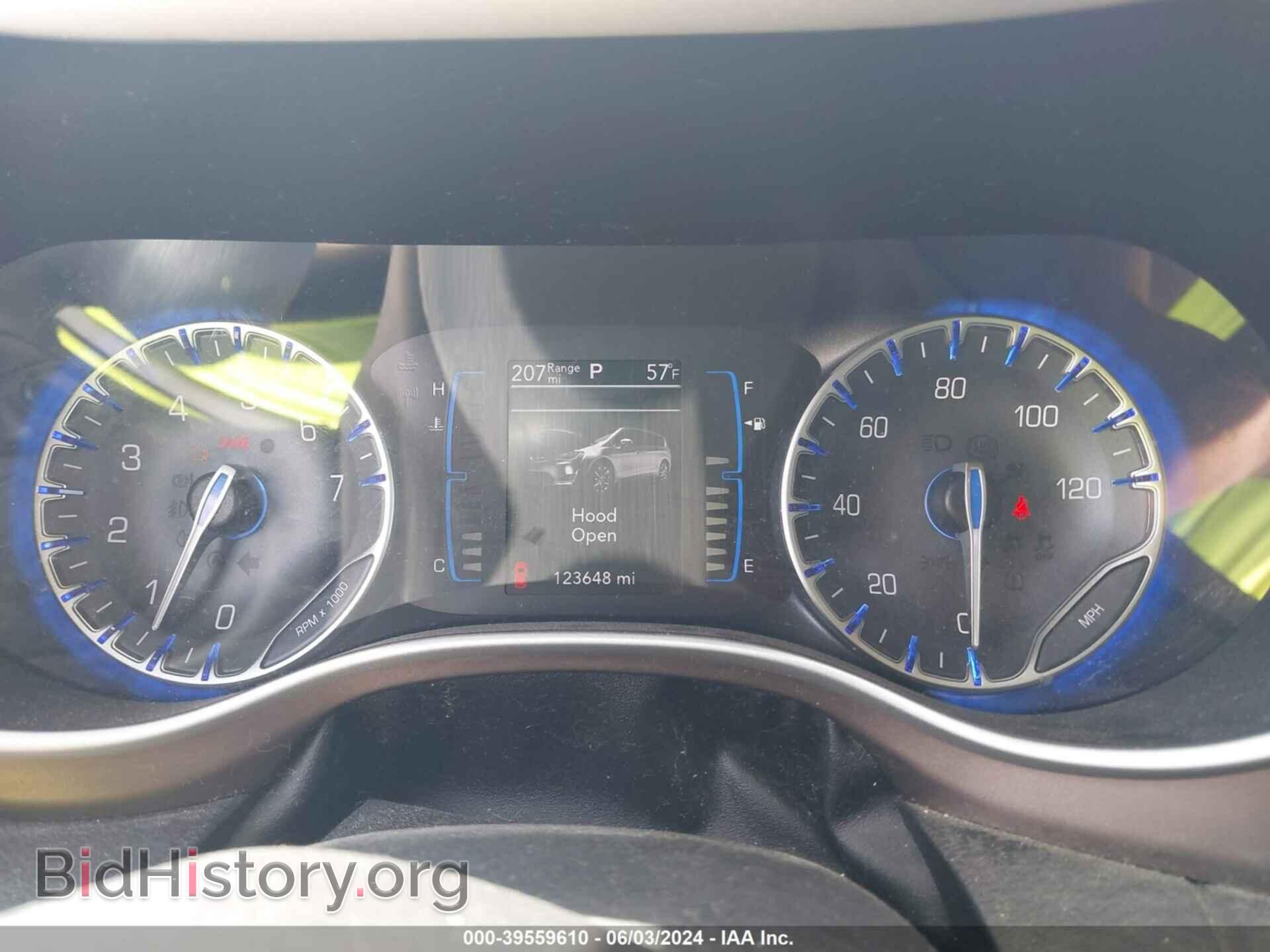 2017 CHRYSLER PACIFICA - VIN: 2C4RC1BG2HR795083 - Photo 7
