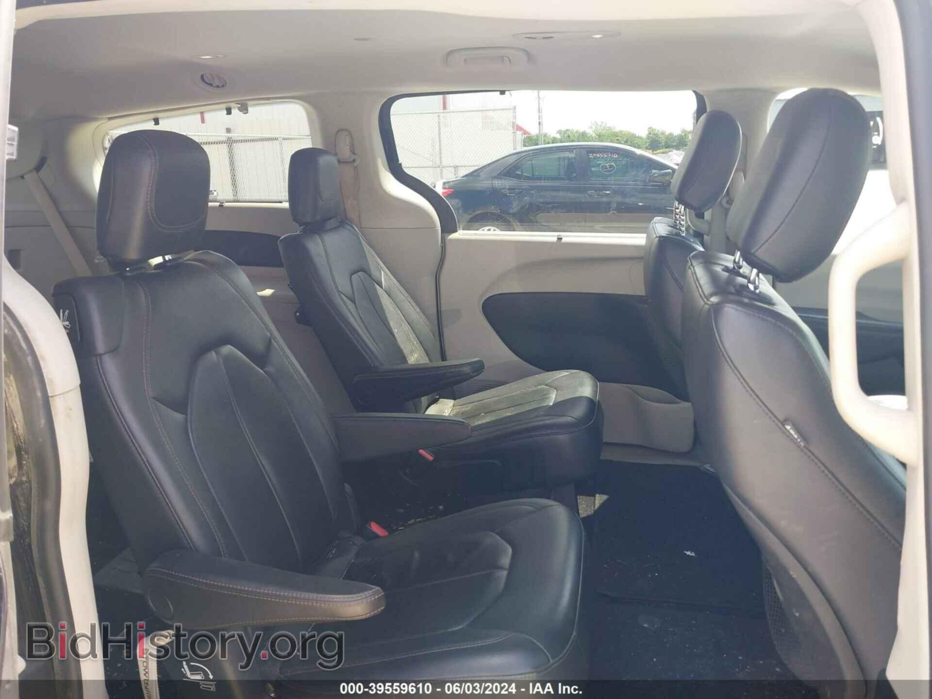 2017 CHRYSLER PACIFICA - VIN: 2C4RC1BG2HR795083 - Photo 8