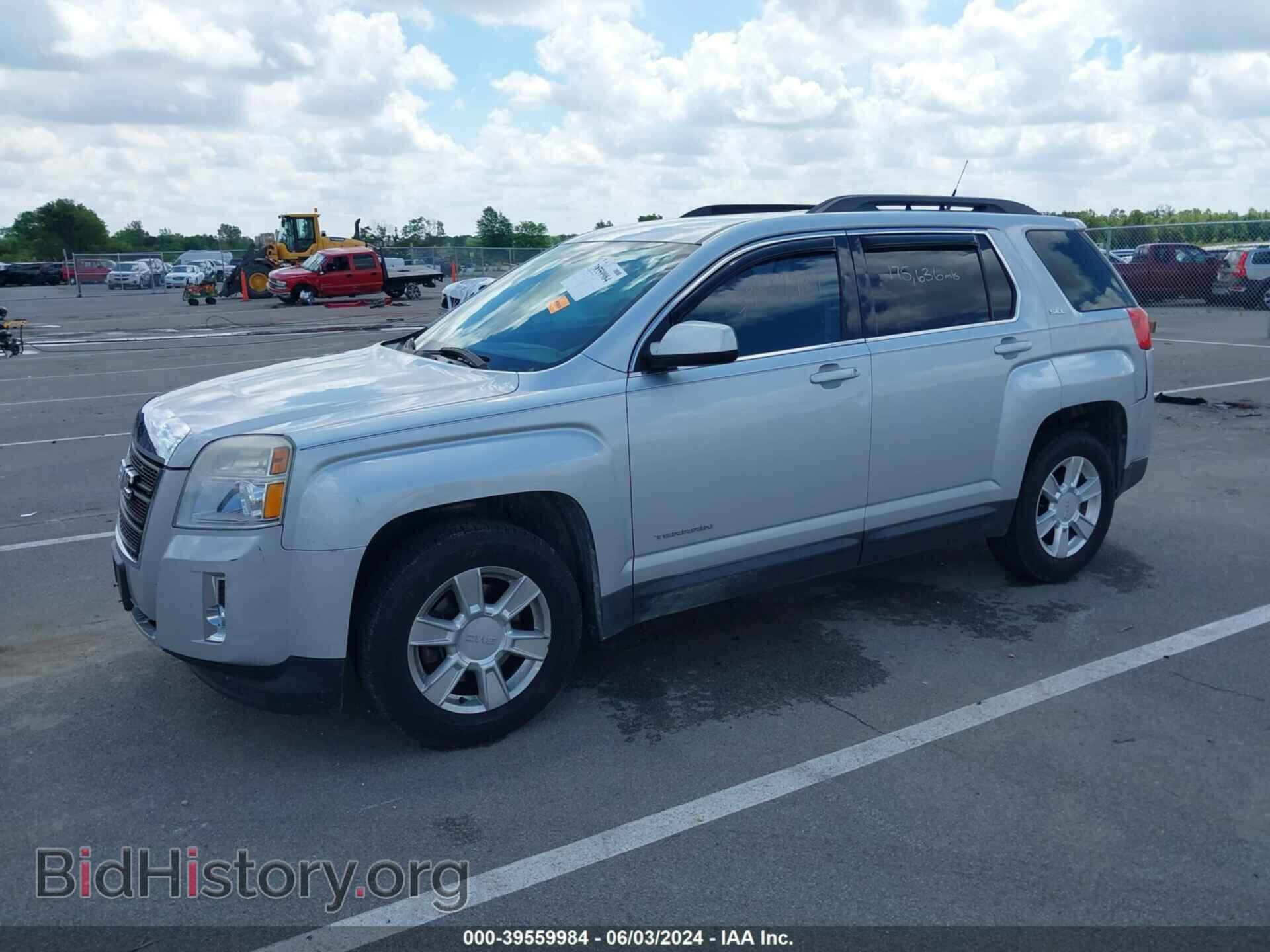 2011 GMC TERRAIN - VIN: 2CTALSECXB6476670 - Фото 2