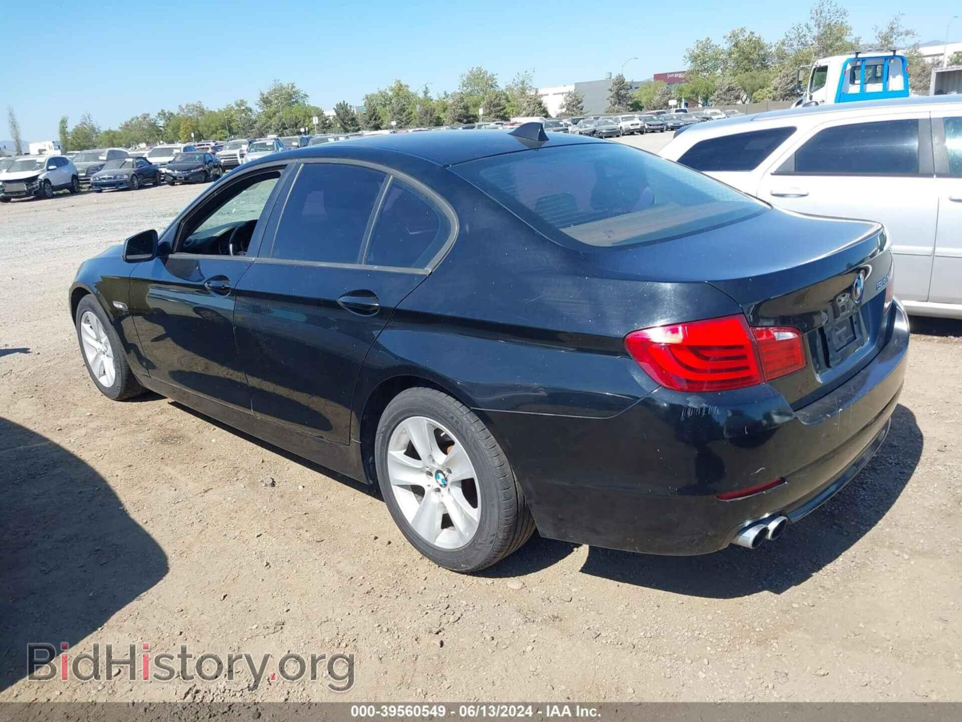 2011 BMW 528I - VIN: WBAFR1C55BC673250 - Фото 3