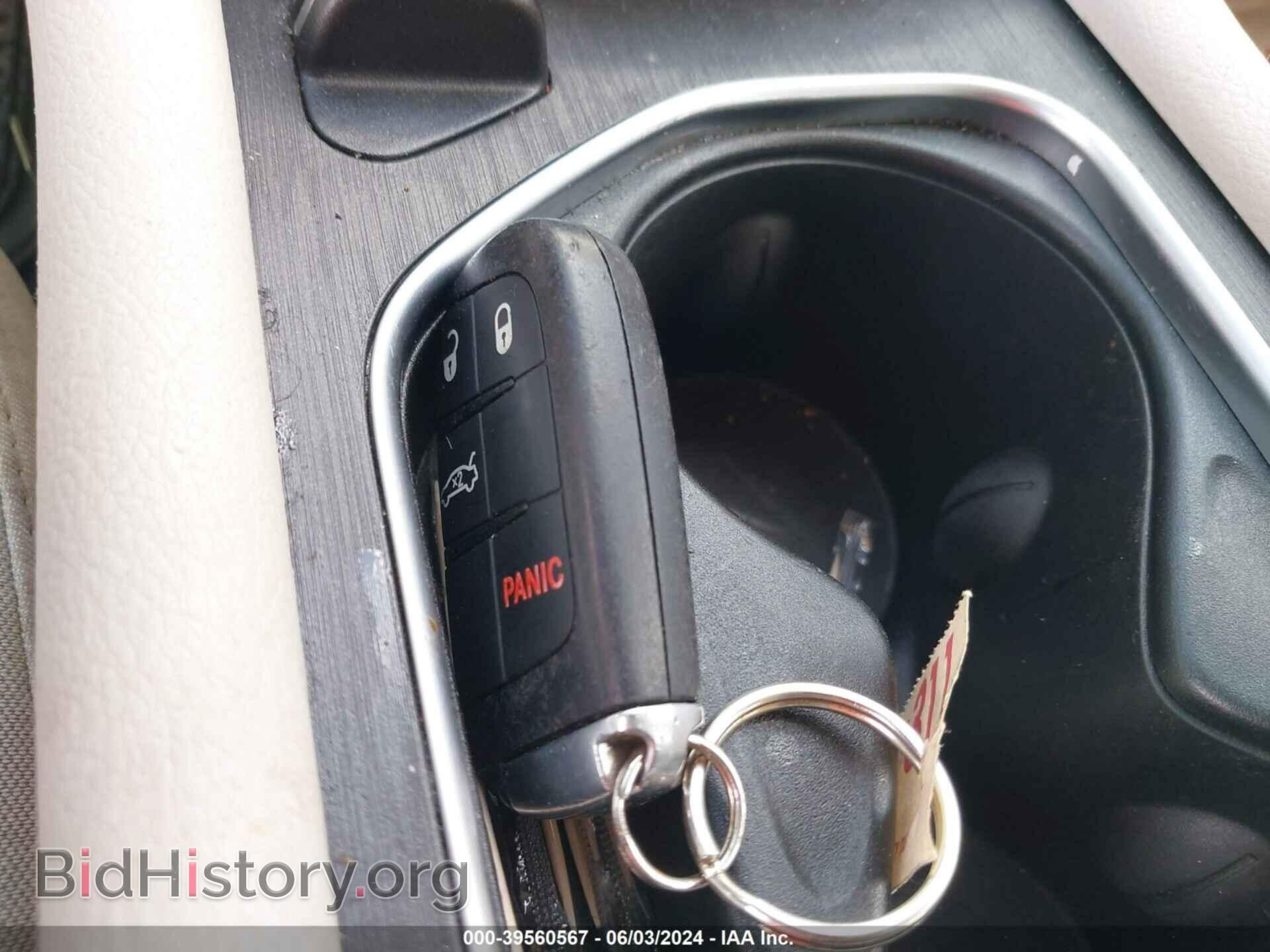 2016 CHRYSLER 200 - VIN: 1C3CCCFB5GN189079 - Photo 11