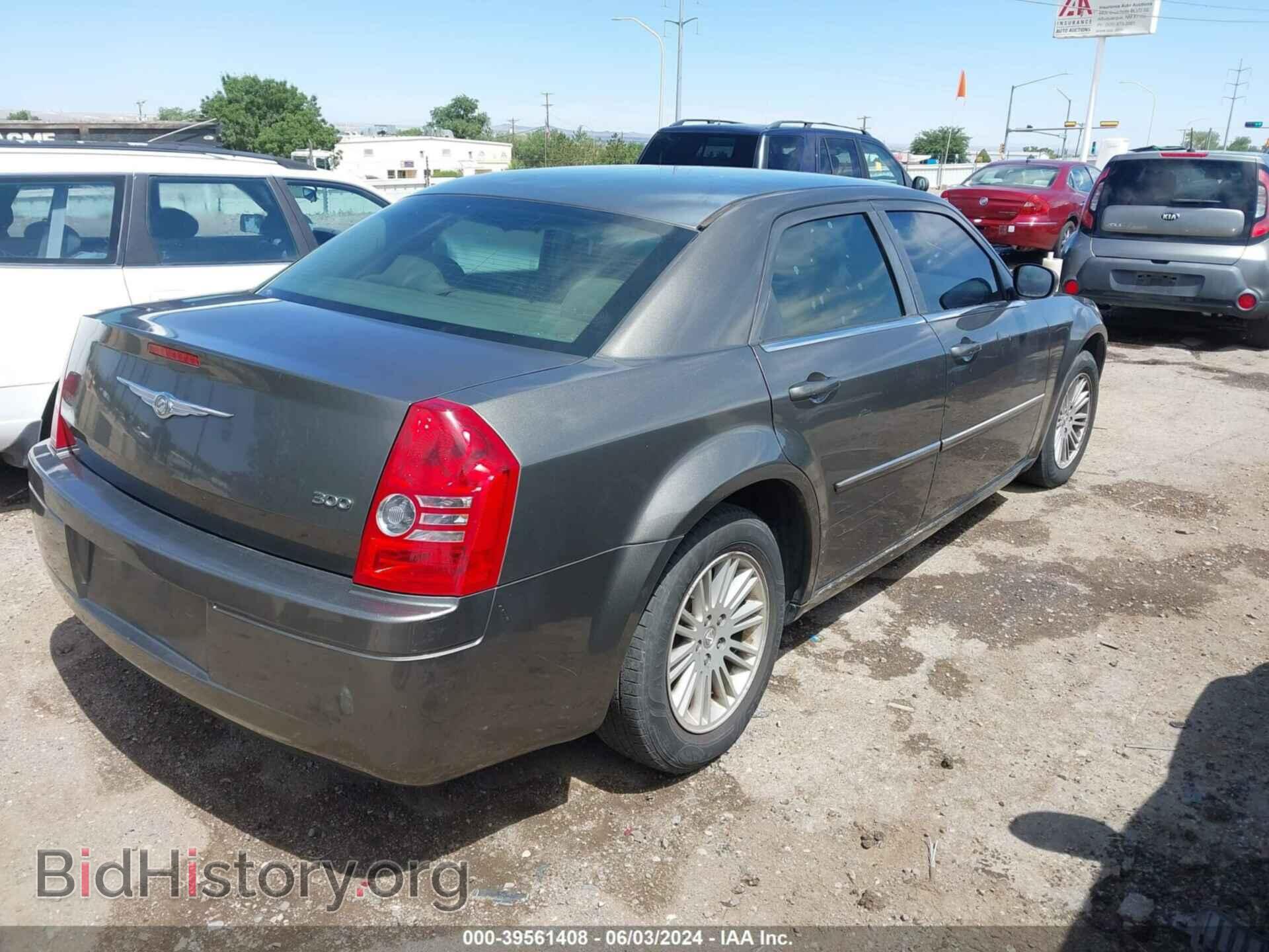 2009 CHRYSLER 300 - VIN: 2C3LA43D29H574645 - Фото 4