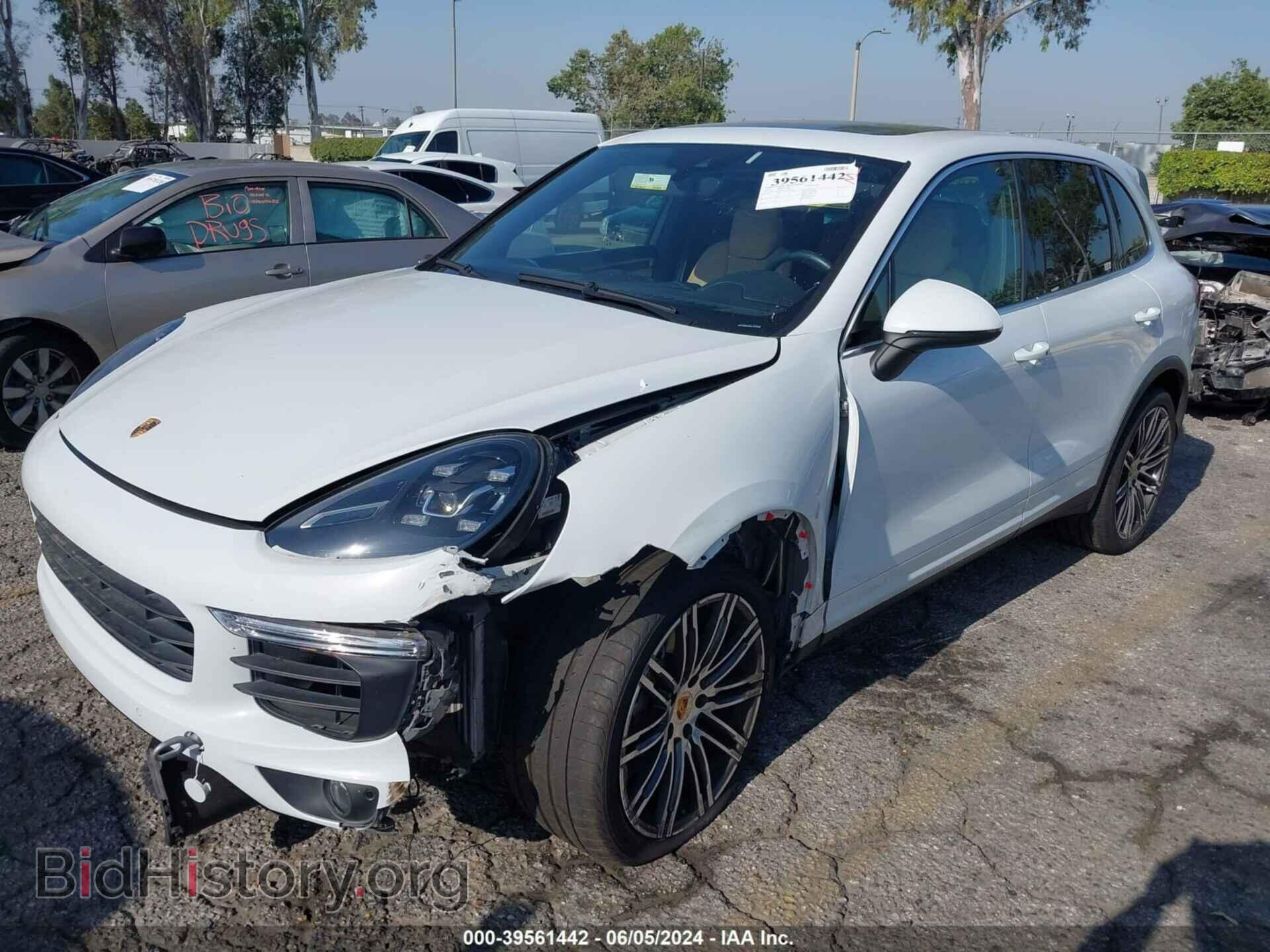 2016 PORSCHE CAYENNE - VIN: WP1AB2A21GLA94309 - Фото 2