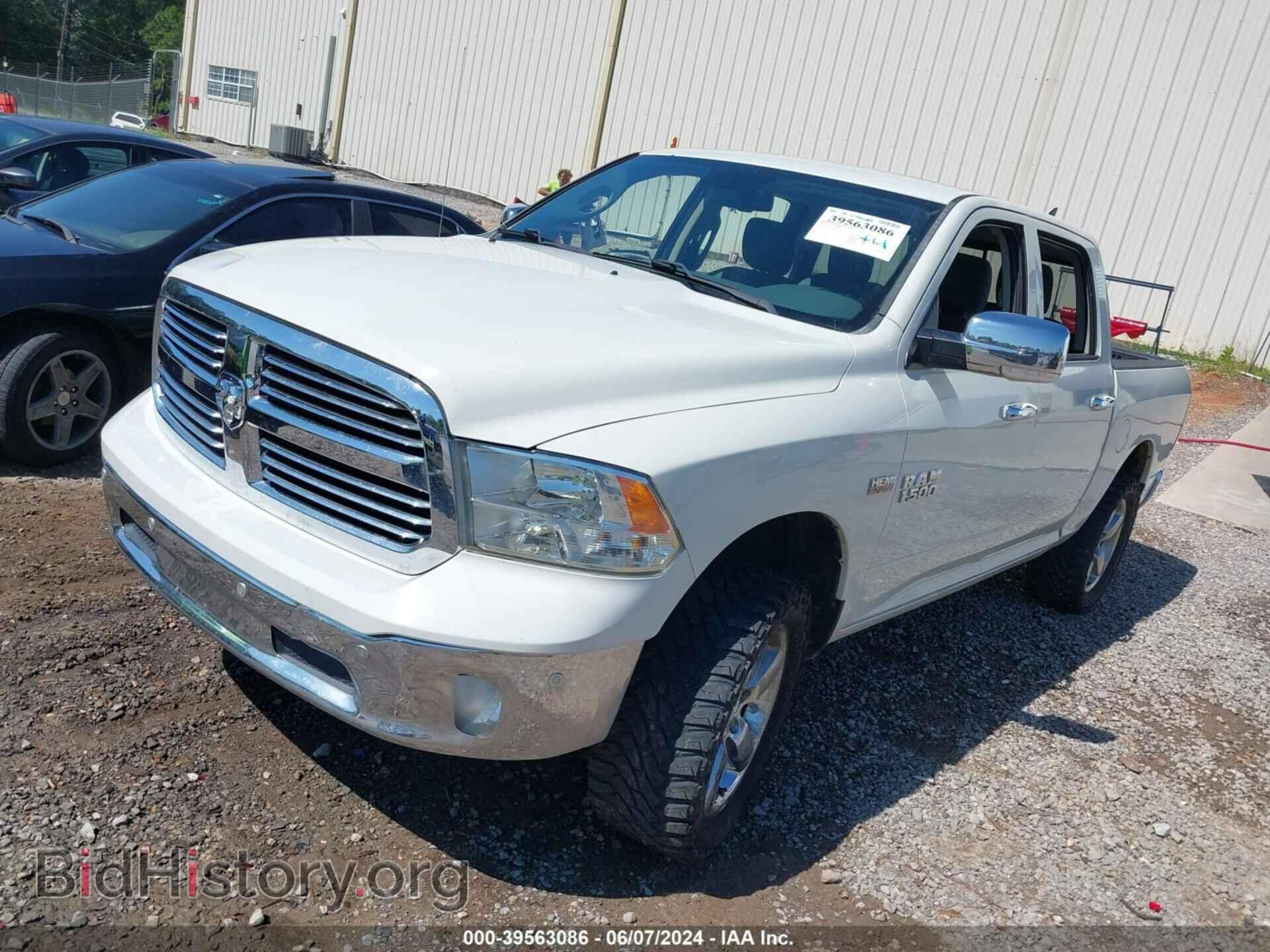 2016 RAM 1500 - VIN: 1C6RR7LT2GS296902 - Фото 2