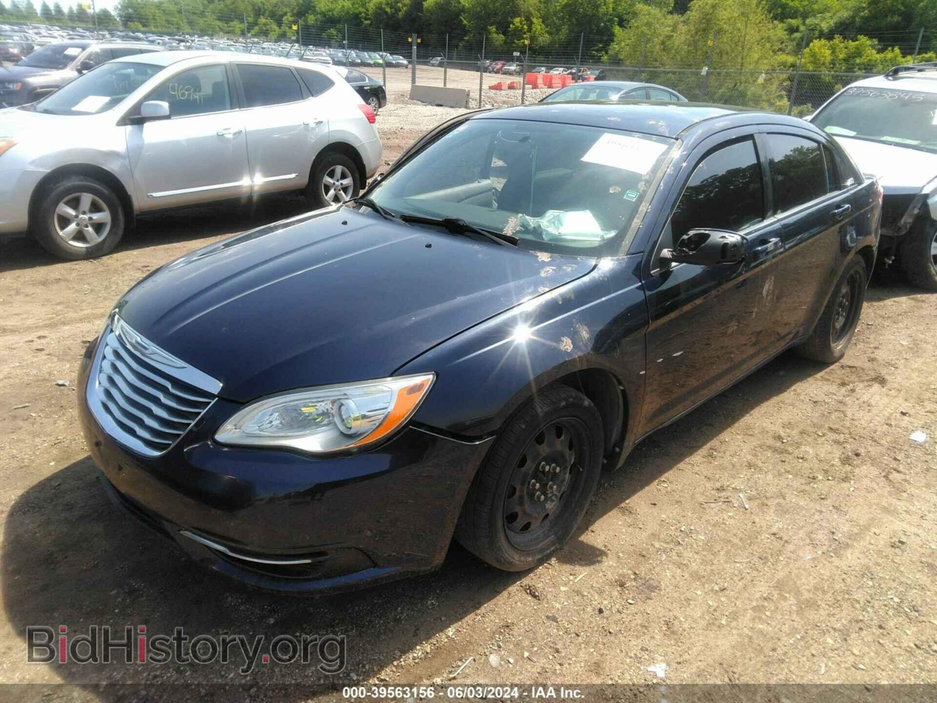 2013 CHRYSLER 200 - VIN: 1C3CCBABXDN560976 - Фото 2