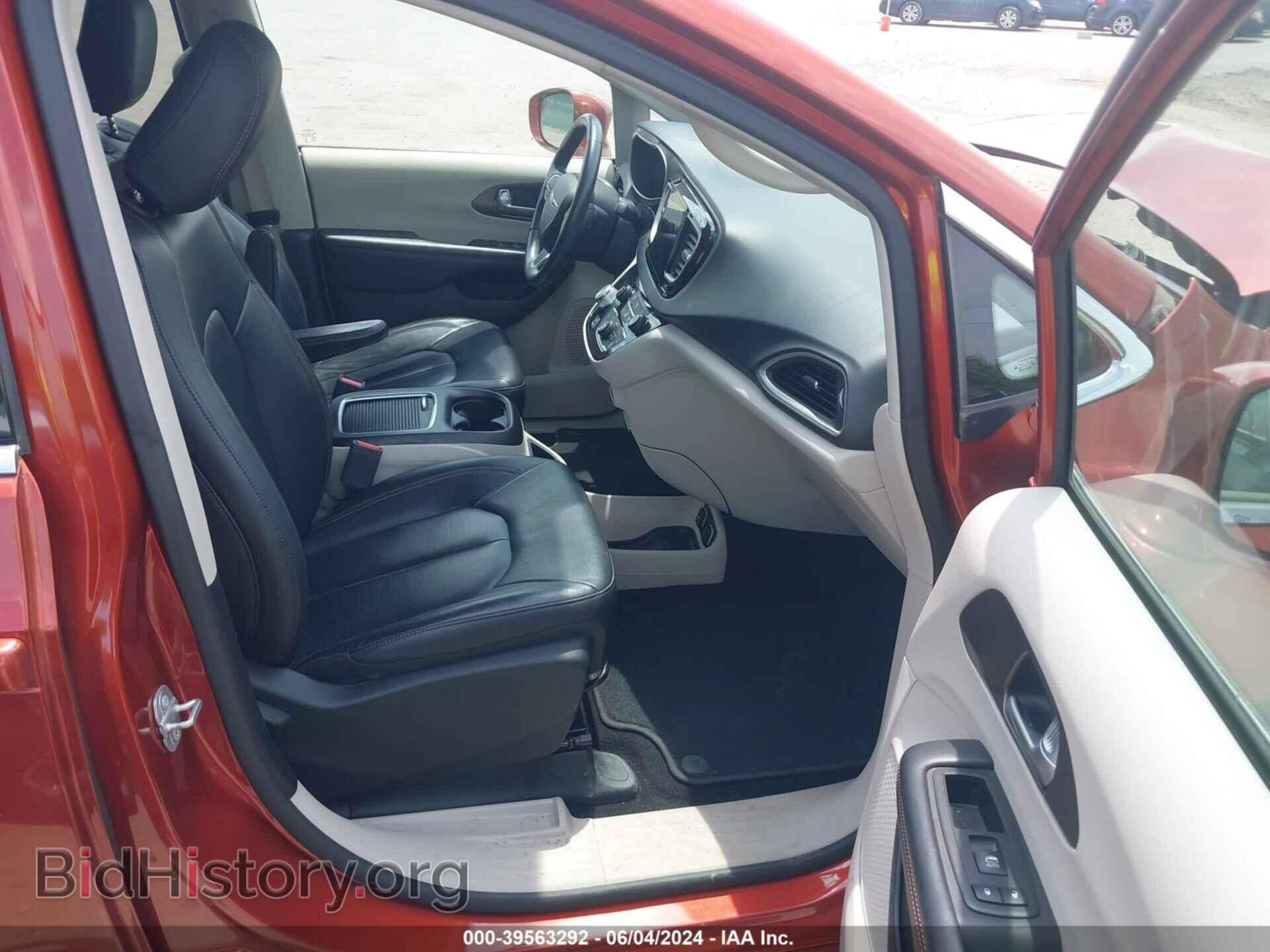 2018 CHRYSLER PACIFICA - VIN: 2C4RC1BG1JR275253 - Photo 5