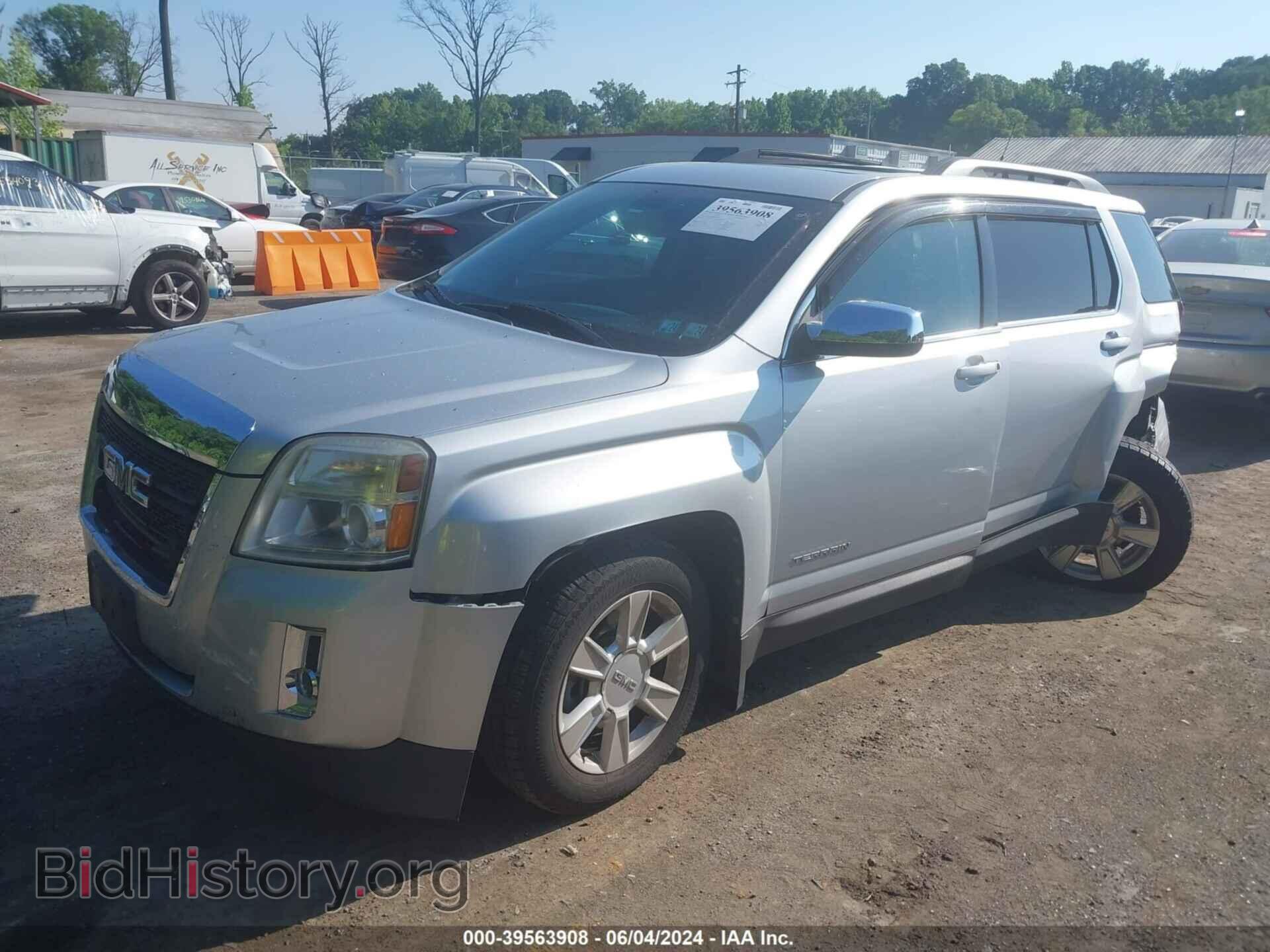2011 GMC TERRAIN - VIN: 2CTFLTEC8B6470684 - Photo 2