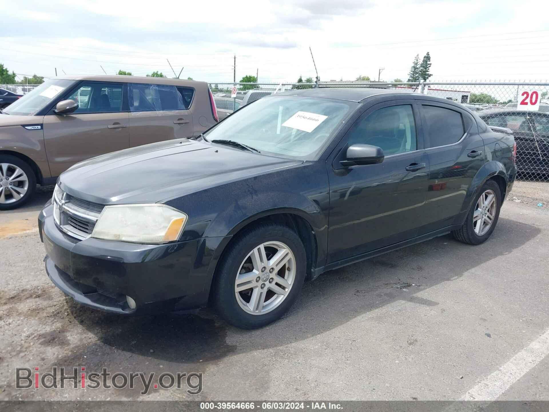 2010 DODGE AVENGER - VIN: 1B3CC5FB4AN111795 - Photo 2