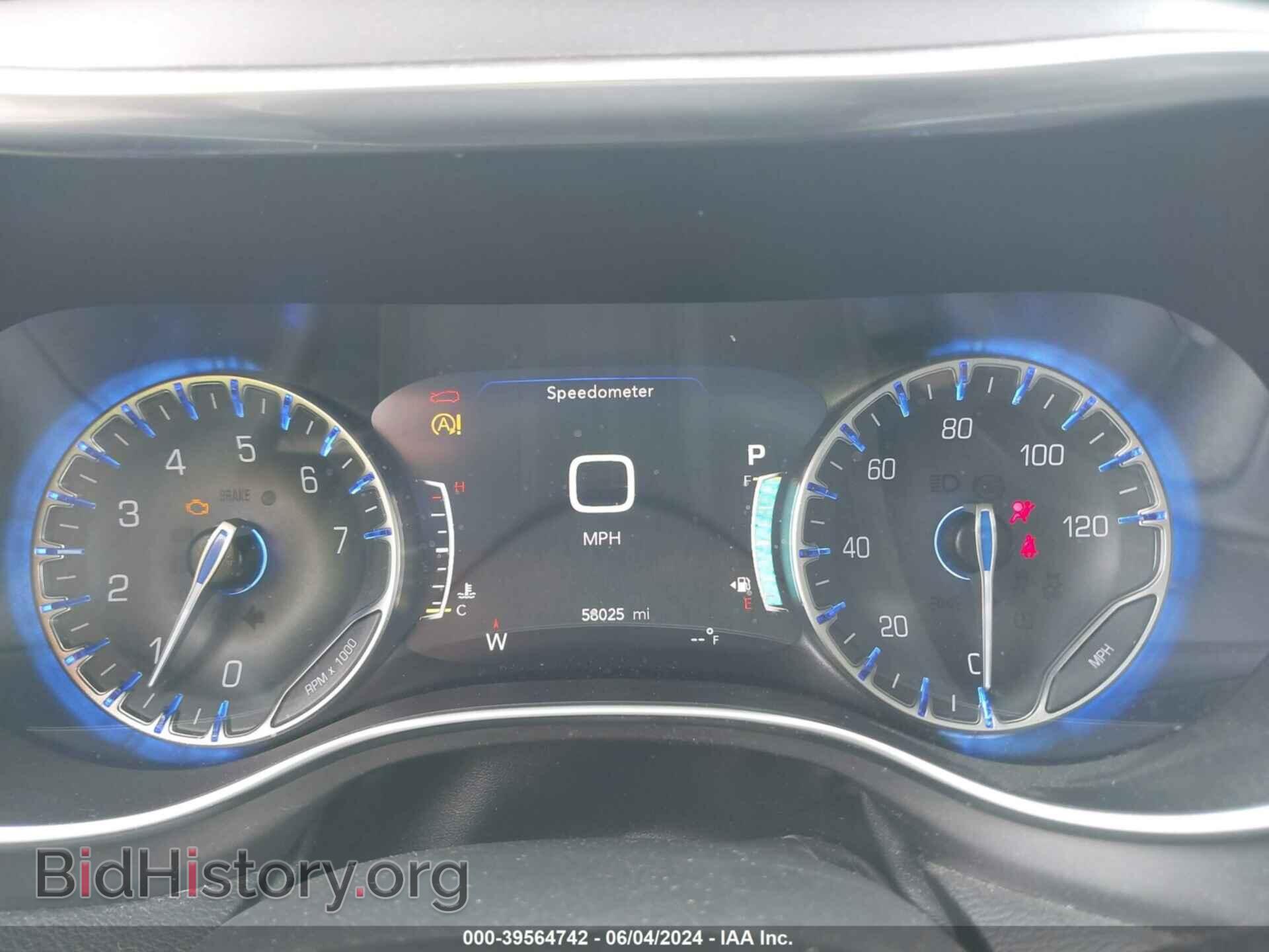 2019 CHRYSLER PACIFICA - VIN: 2C4RC1GG1KR745923 - Фото 7