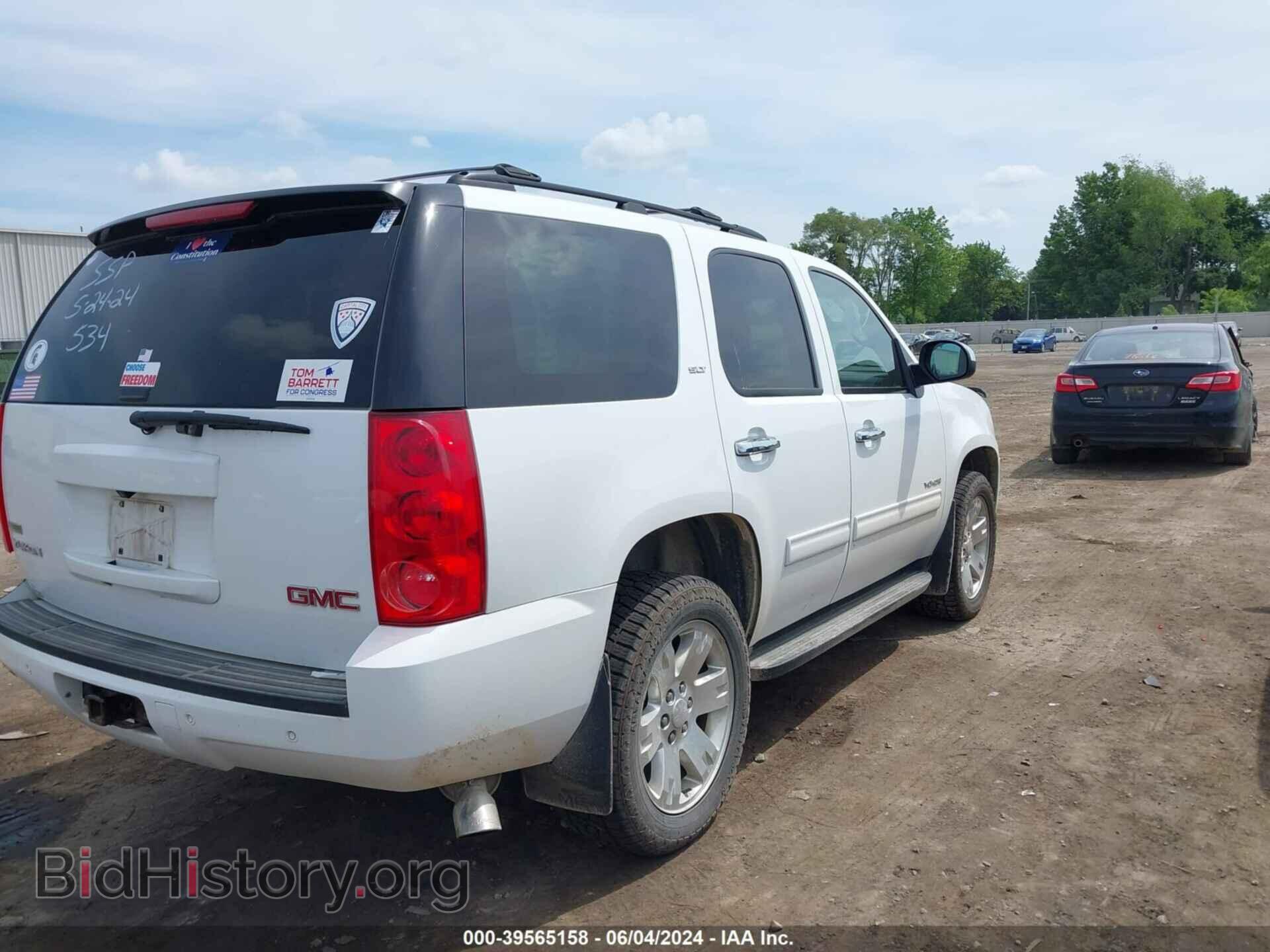 2011 GMC YUKON - VIN: 1GKS2CE06BR248043 - Фото 4