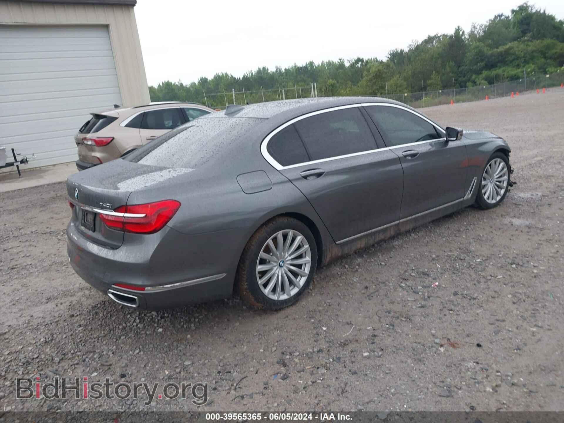 2017 BMW 740I - VIN: WBA7E2C59HG739872 - Фото 4