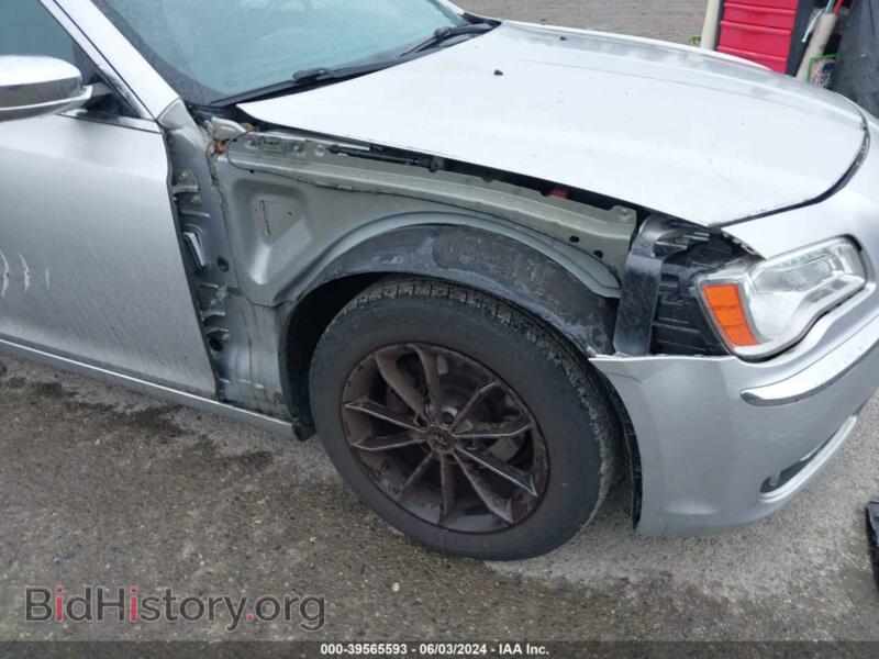 2012 Chrysler 300 (VIN 2C3CCACG0CH249115) — photo 6 of 17