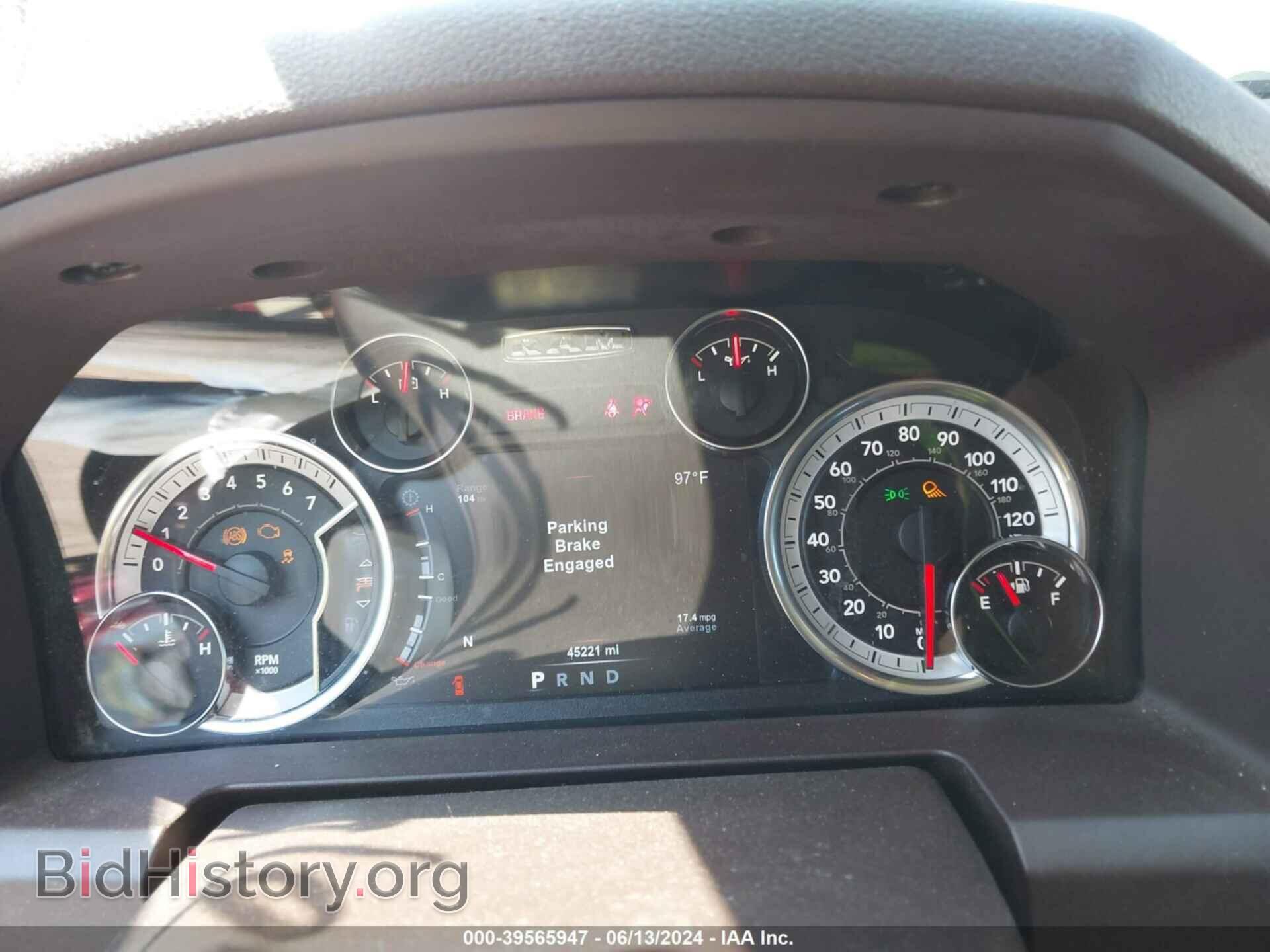 2018 RAM 1500 - VIN: 1C6RR7TT1JS182168 - Фото 7