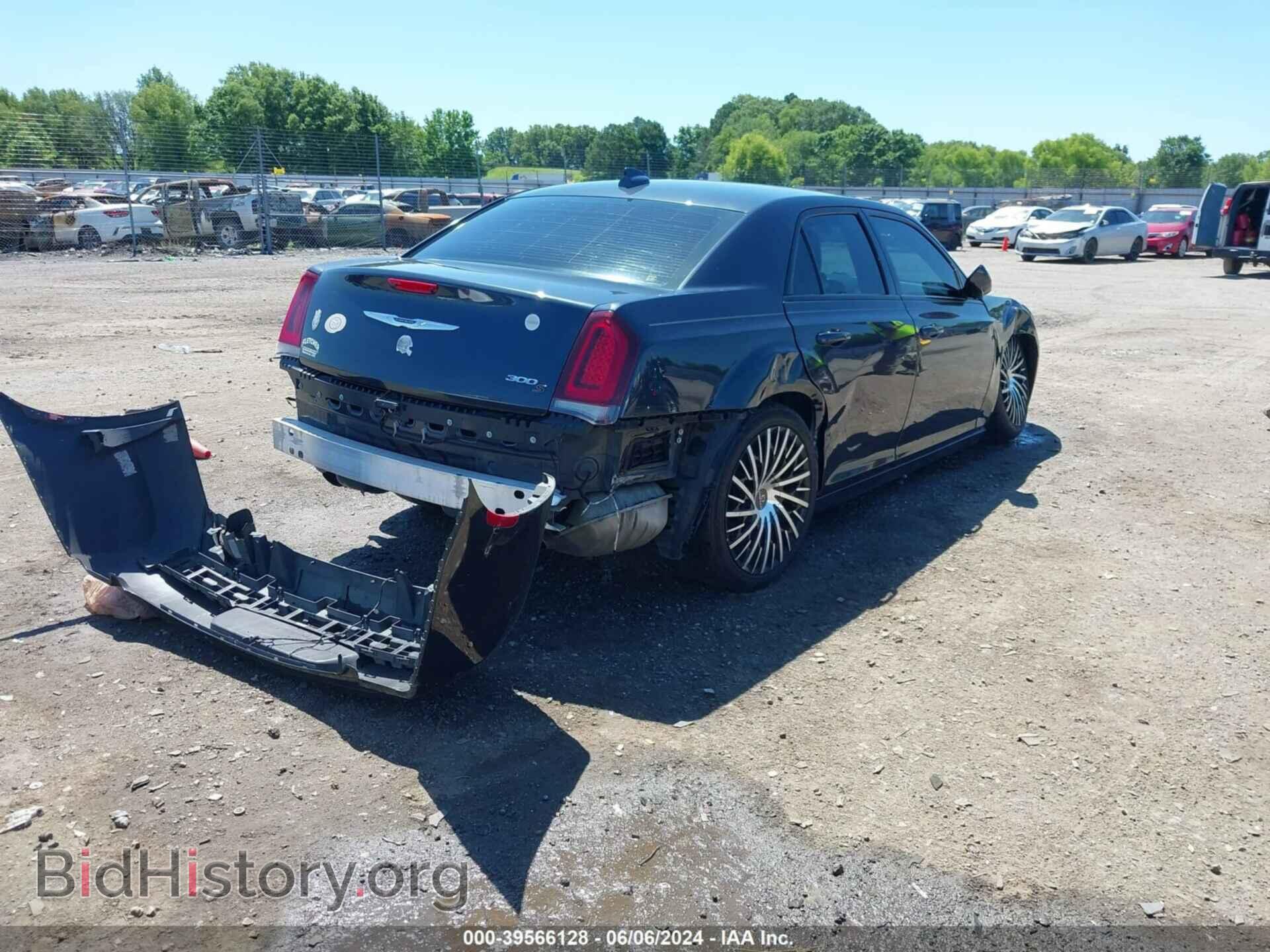 2017 CHRYSLER 300 - VIN: 2C3CCABG1HH663013 - Фото 4