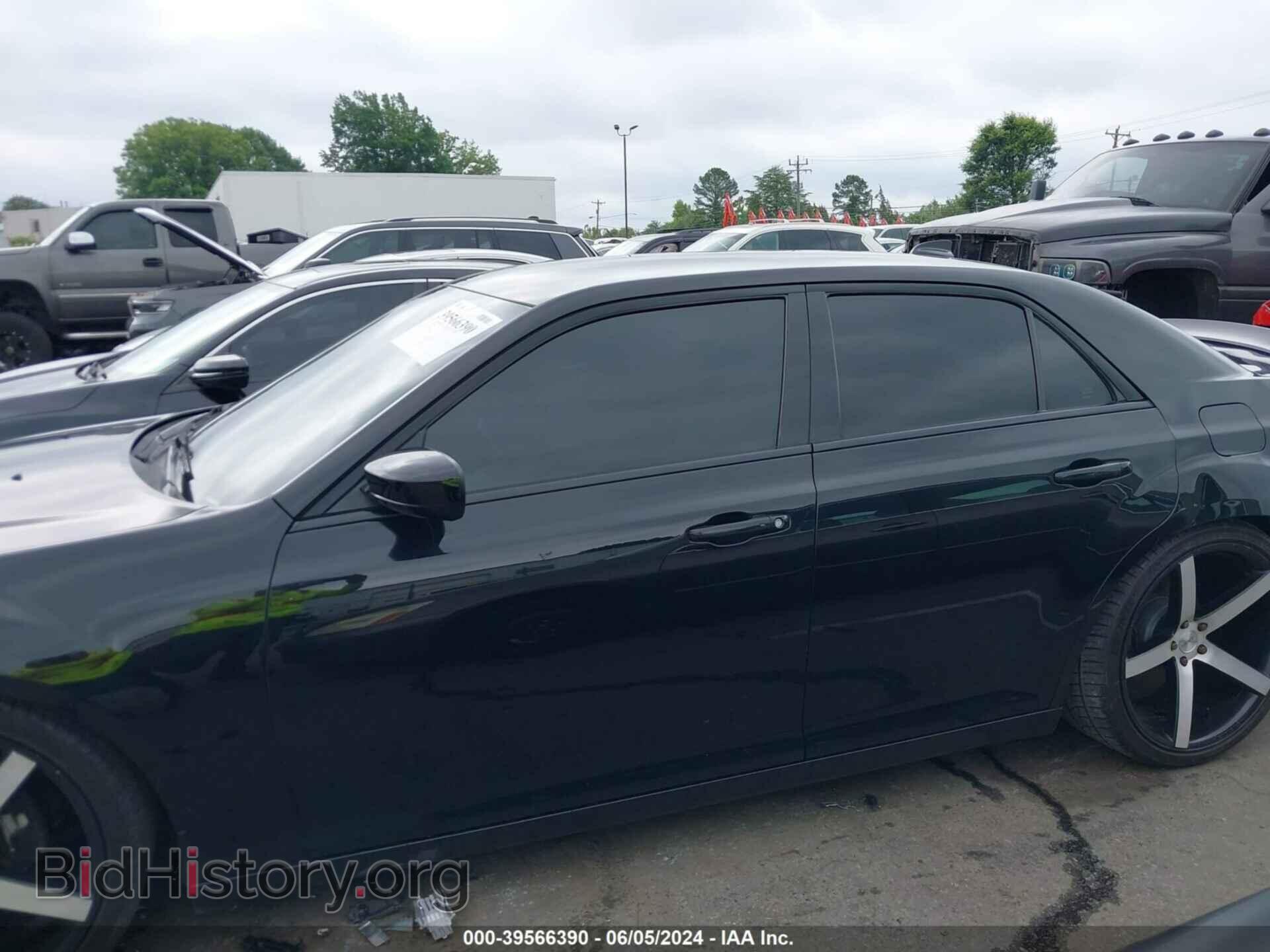 2017 CHRYSLER 300 - VIN: 2C3CCABG4HH663202 - Фото 15