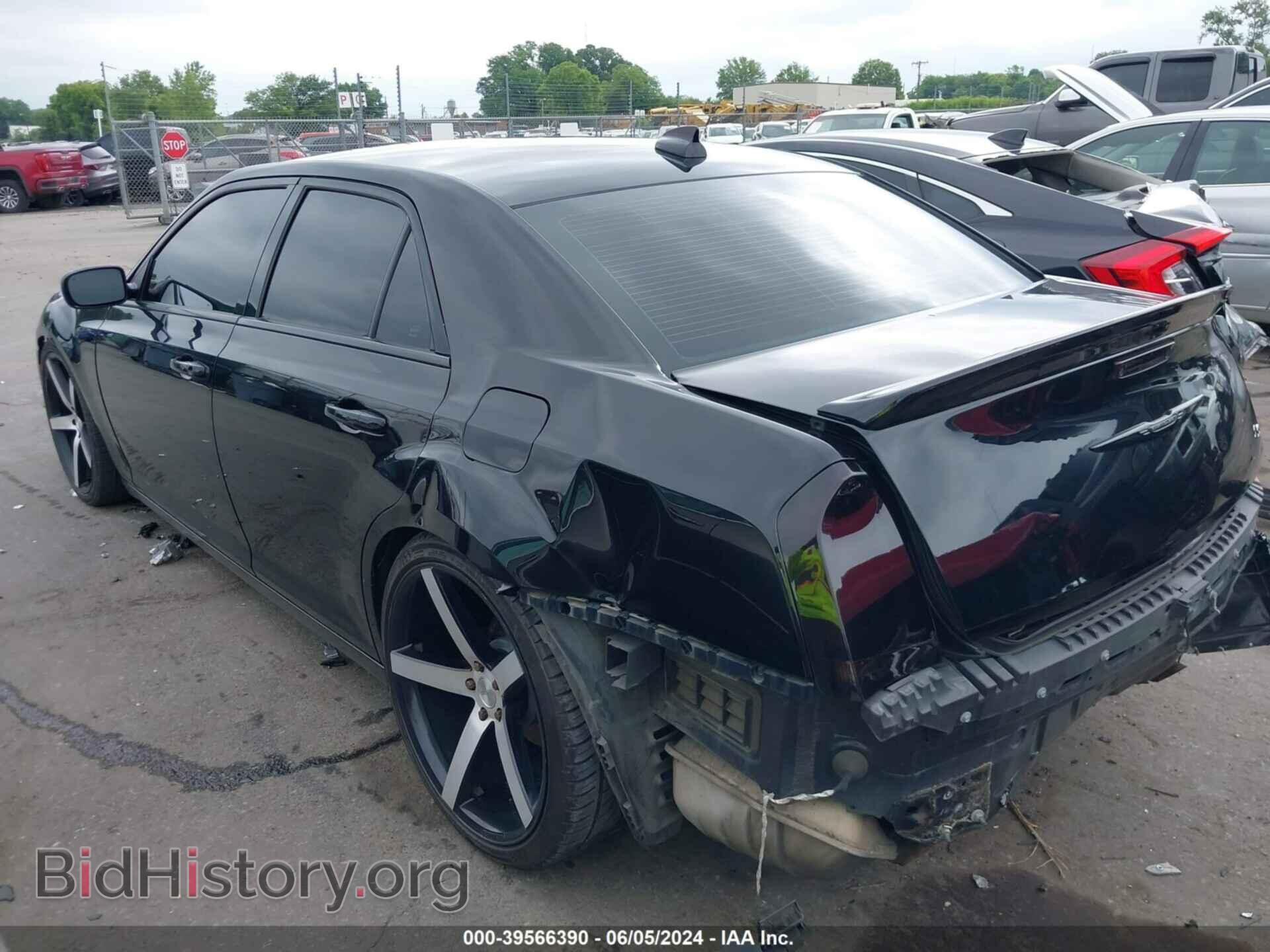 2017 CHRYSLER 300 - VIN: 2C3CCABG4HH663202 - Фото 3