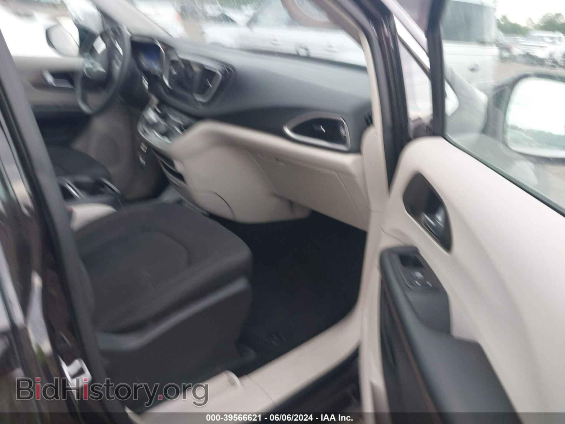 2018 CHRYSLER PACIFICA - VIN: 2C4RC1FG6JR158956 - Фото 5