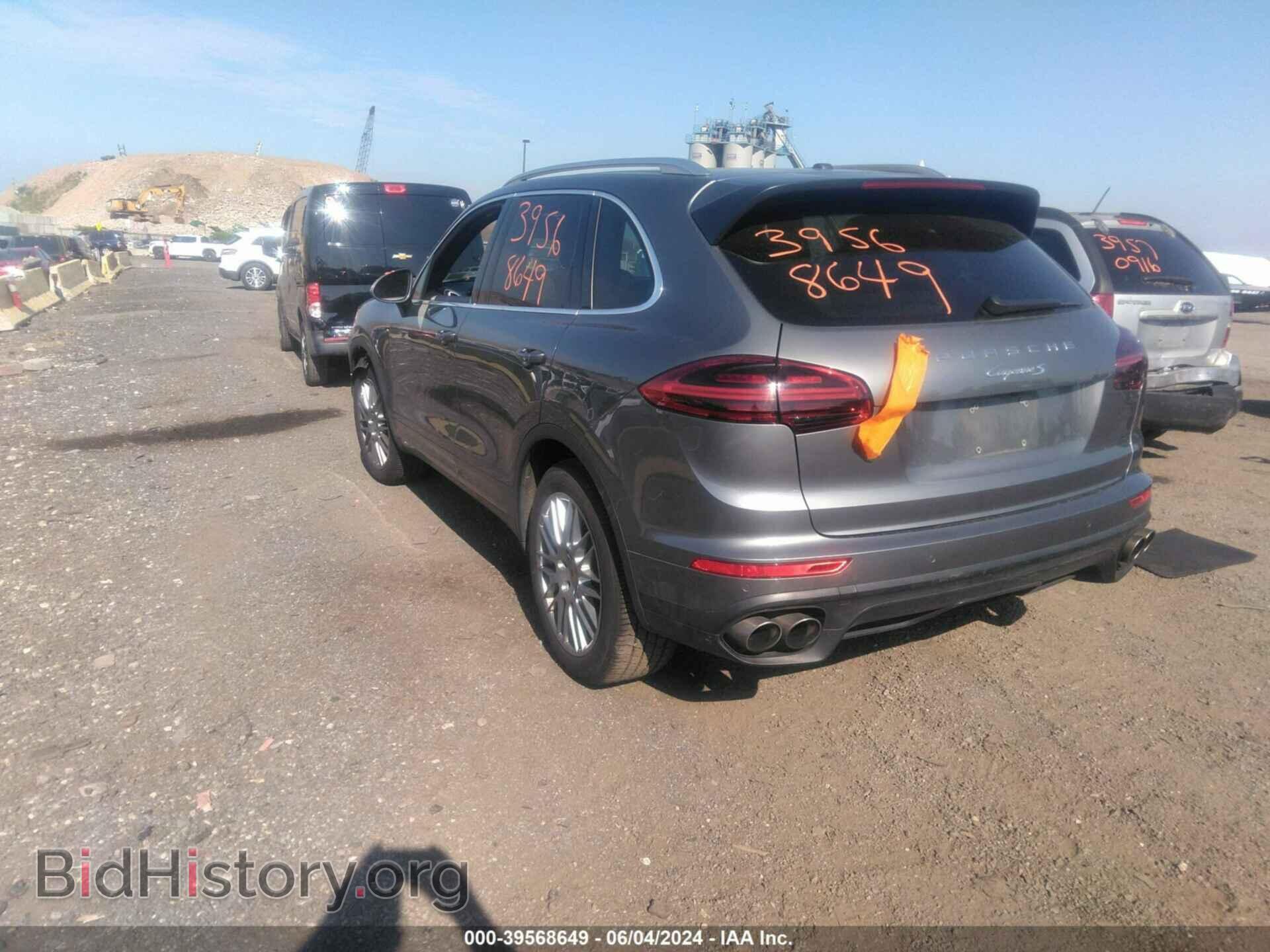 2017 PORSCHE CAYENNE - VIN: WP1AB2A20HLA52411 - Фото 3