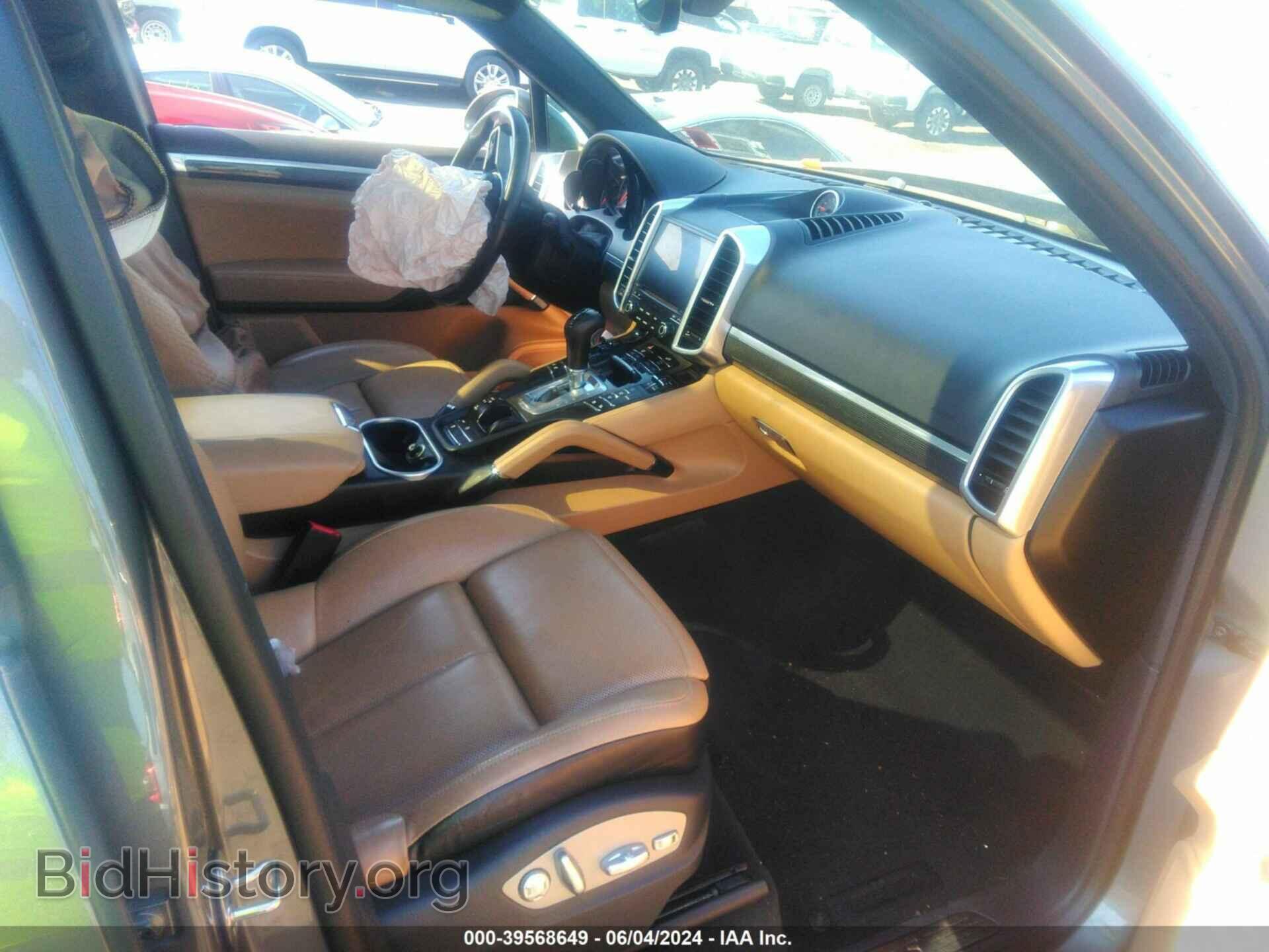 2017 PORSCHE CAYENNE - VIN: WP1AB2A20HLA52411 - Фото 5
