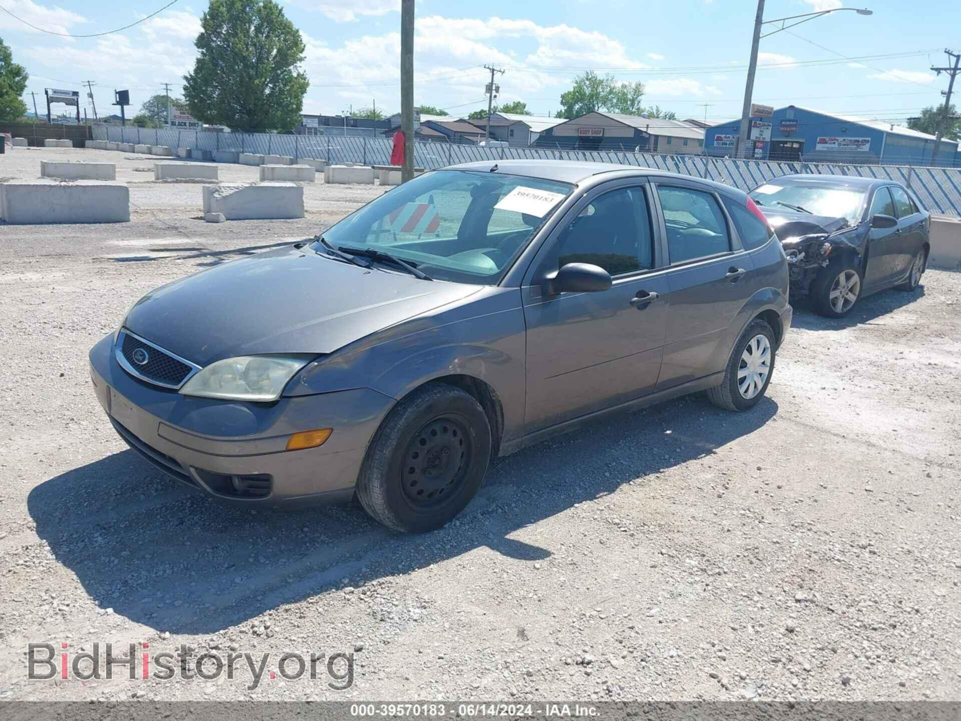 2007 FORD FOCUS - VIN: 1FAFP37N07W212547 - Photo 2