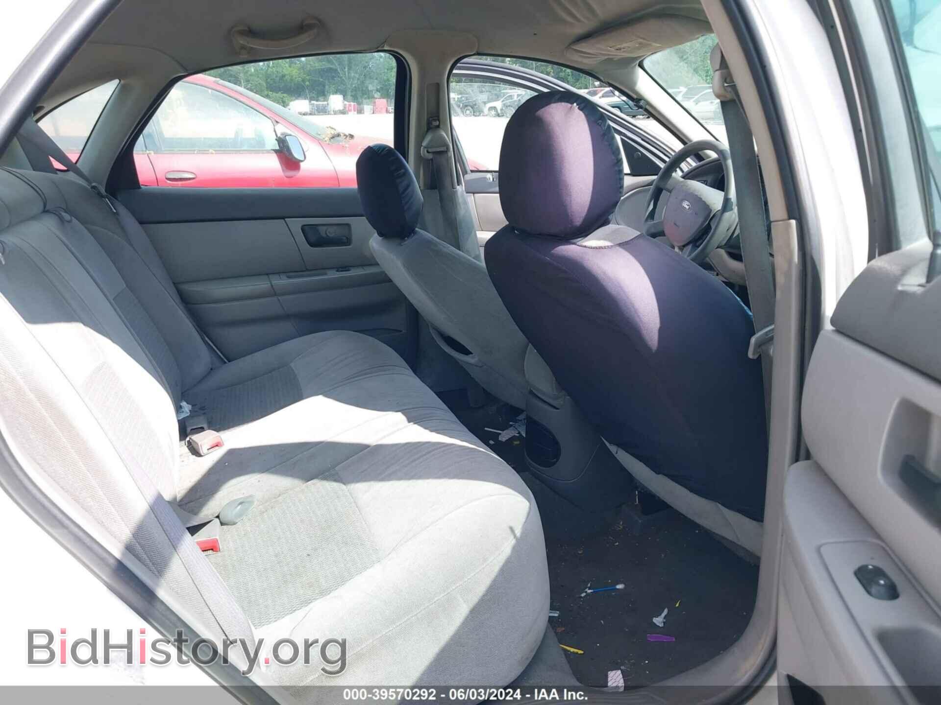 2006 FORD TAURUS - VIN: 1FAFP53UX6A200989 - Фото 8