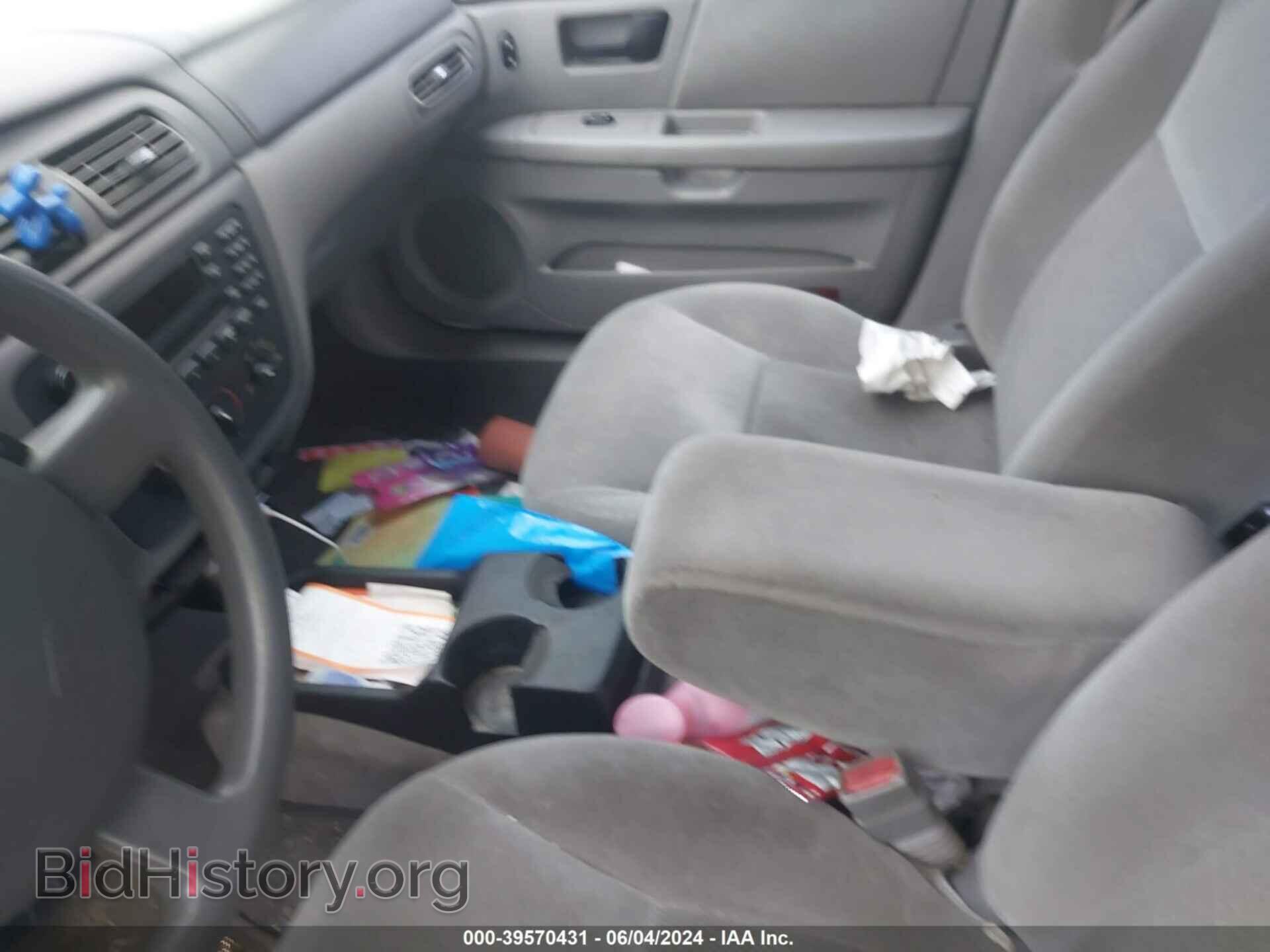 2006 FORD TAURUS - VIN: 1FAFP53U96A179973 - Фото 7