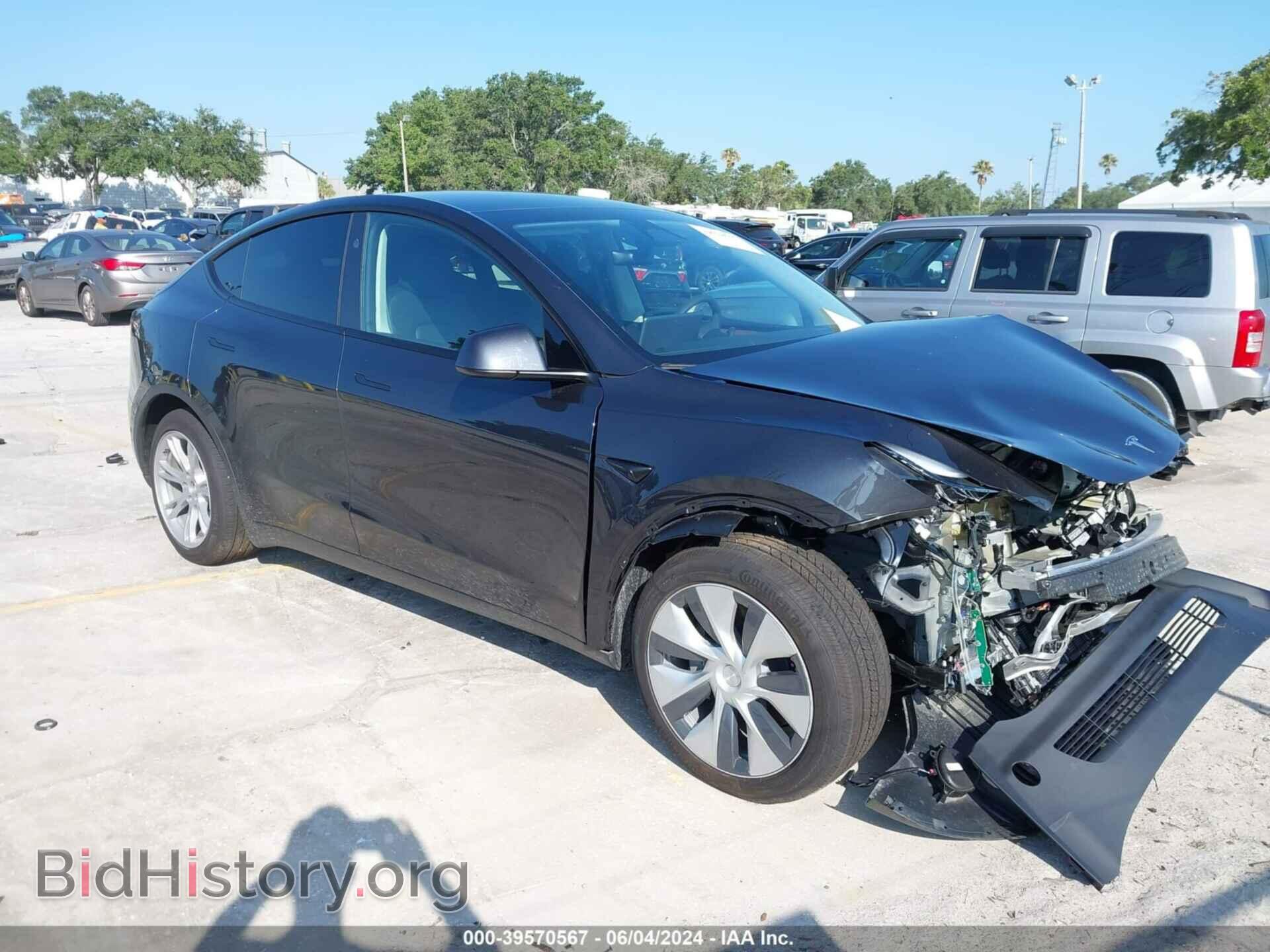 Фотография 7SAYGDED7RF038232 - TESLA MODEL Y 2024