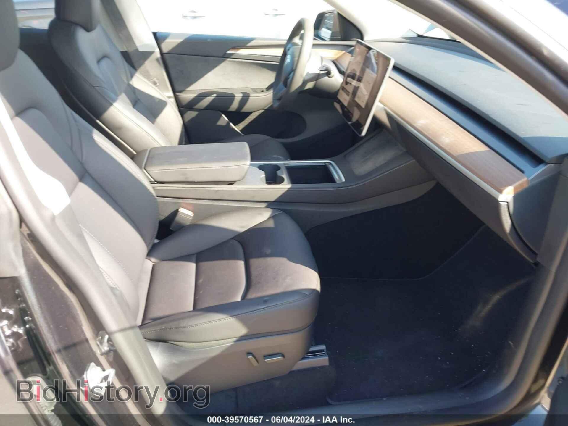 2024 TESLA MODEL Y - VIN: 7SAYGDED7RF038232 - Фото 5