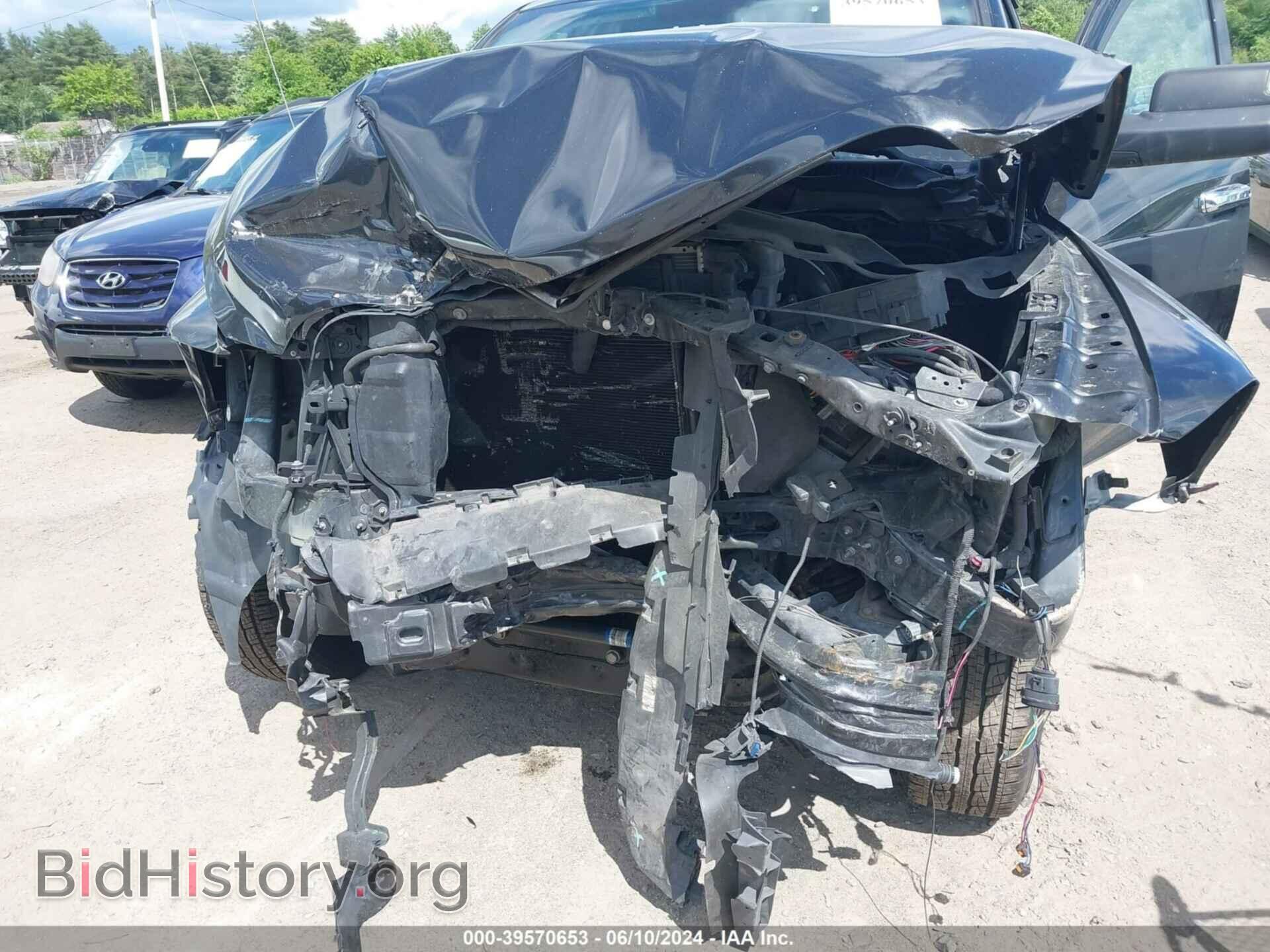 2018 RAM 1500 - VIN: 1C6RR7FG2JS270077 - Фото 6