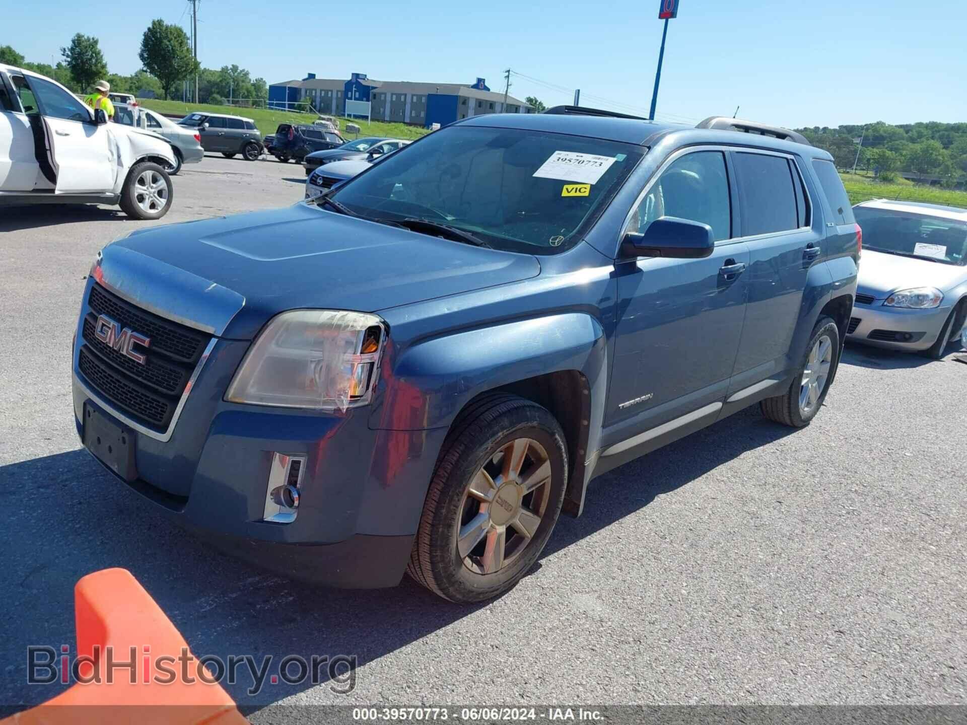 2011 GMC TERRAIN - VIN: 2CTALSEC0B6385021 - Photo 2