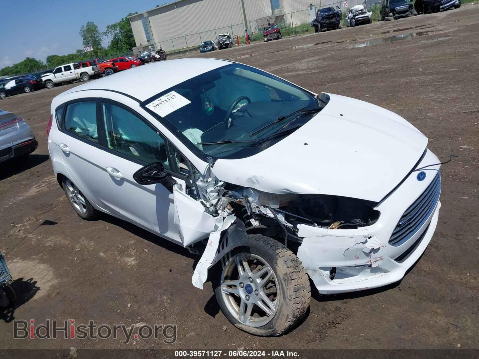 Photo 3FADP4EJ3KM156450 - FORD FIESTA 2019
