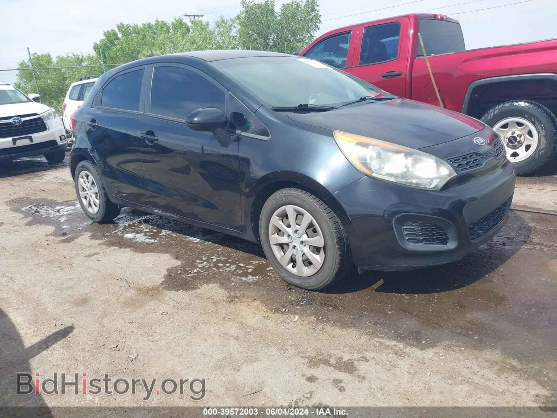 Фотография KNADM5A36C6035880 - KIA RIO5 2012