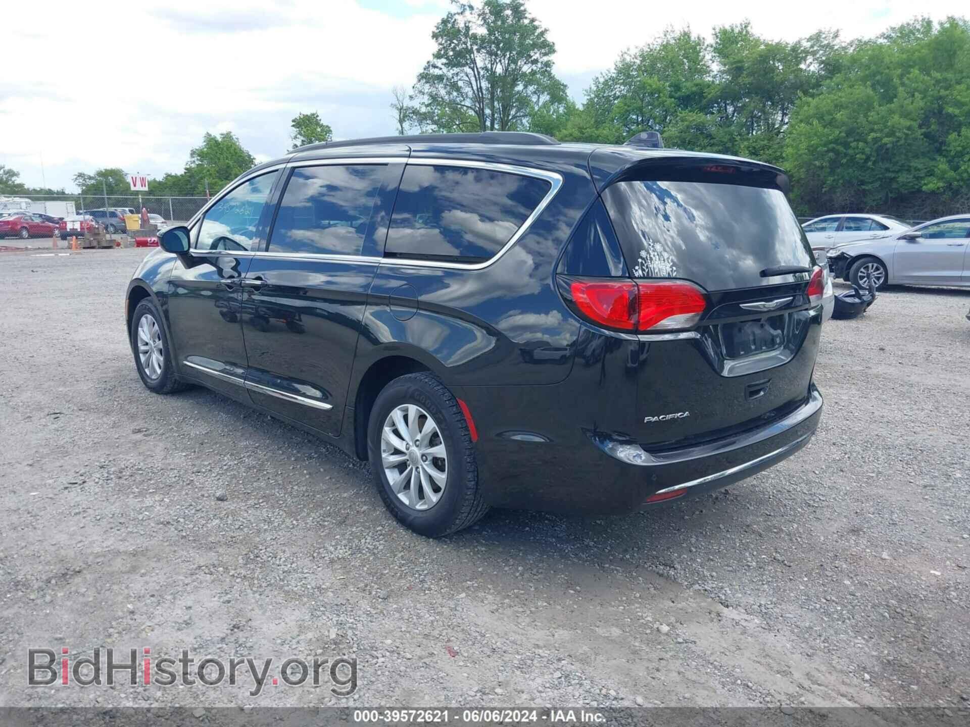 2017 CHRYSLER PACIFICA - VIN: 2C4RC1BG7HR569301 - Фото 3