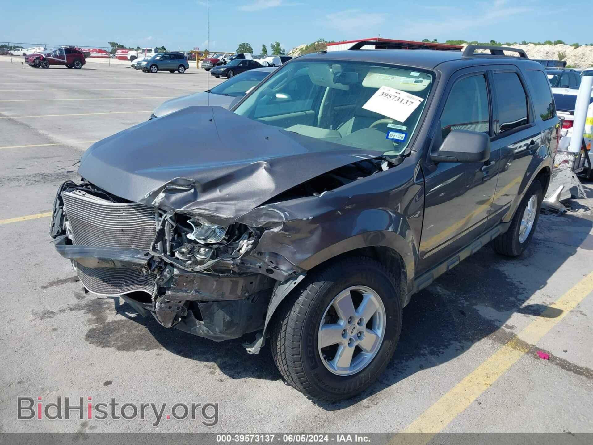 2010 FORD ESCAPE - VIN: 1FMCU0D70AKB76010 - Фото 2