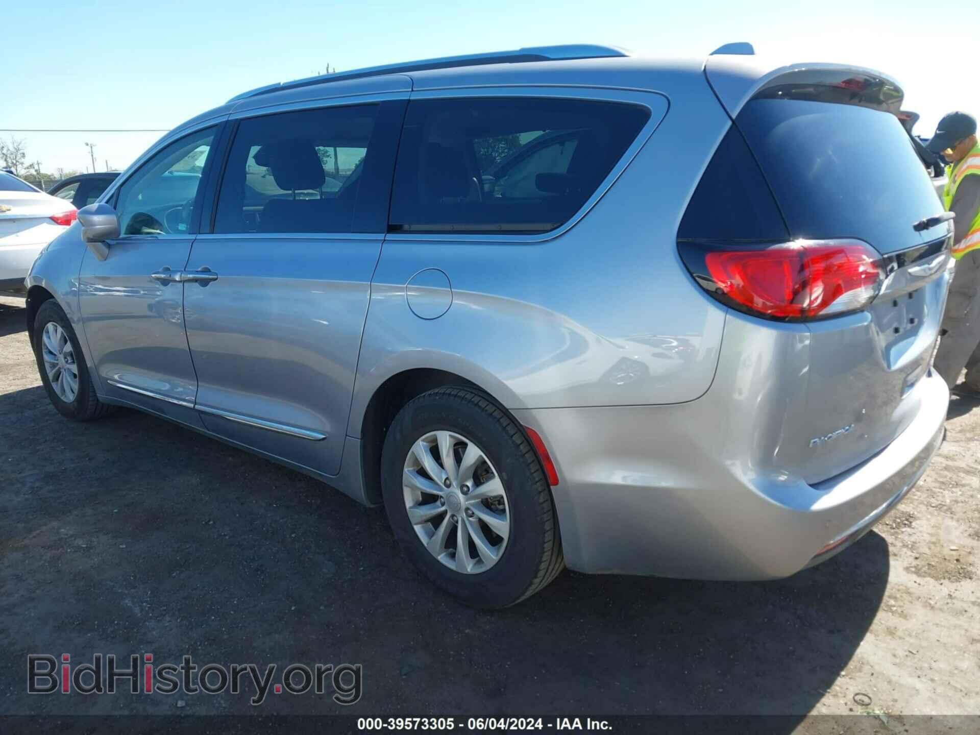 2019 CHRYSLER PACIFICA - VIN: 2C4RC1BG6KR554666 - Фото 3