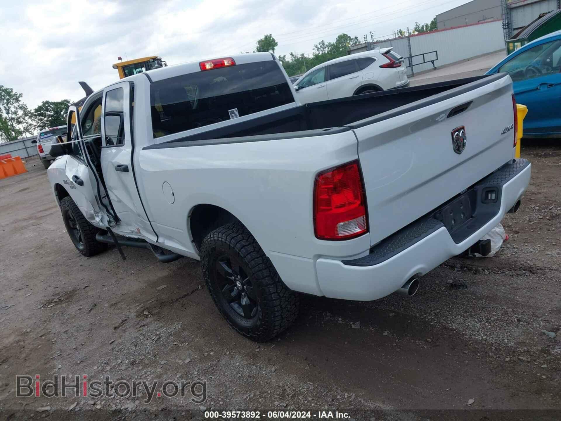 2018 RAM 1500 - VIN: 1C6RR7FT0JS176213 - Фото 3