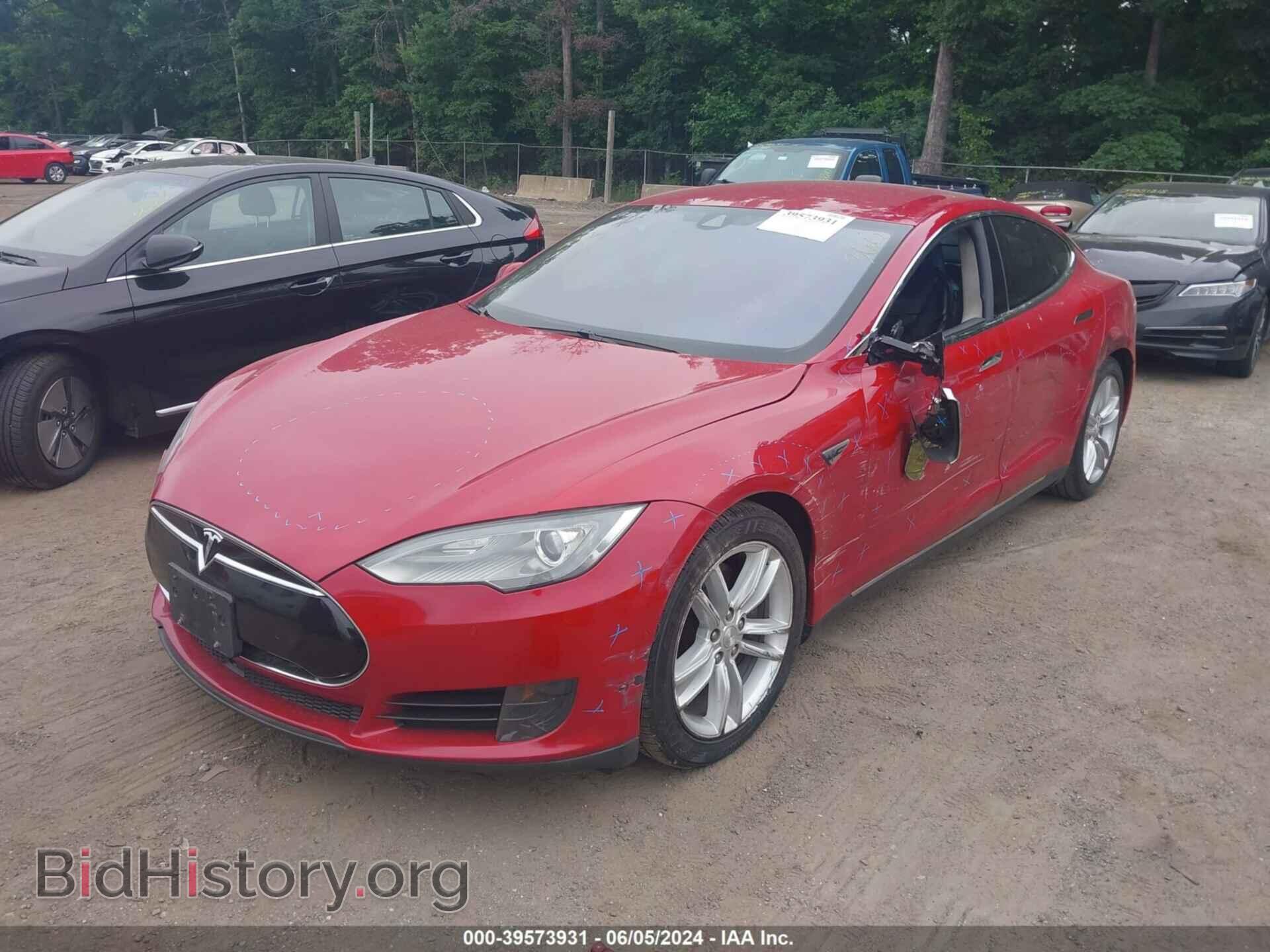 2015 TESLA MODEL S - VIN: 5YJSA1E22FF110077 - Фото 2